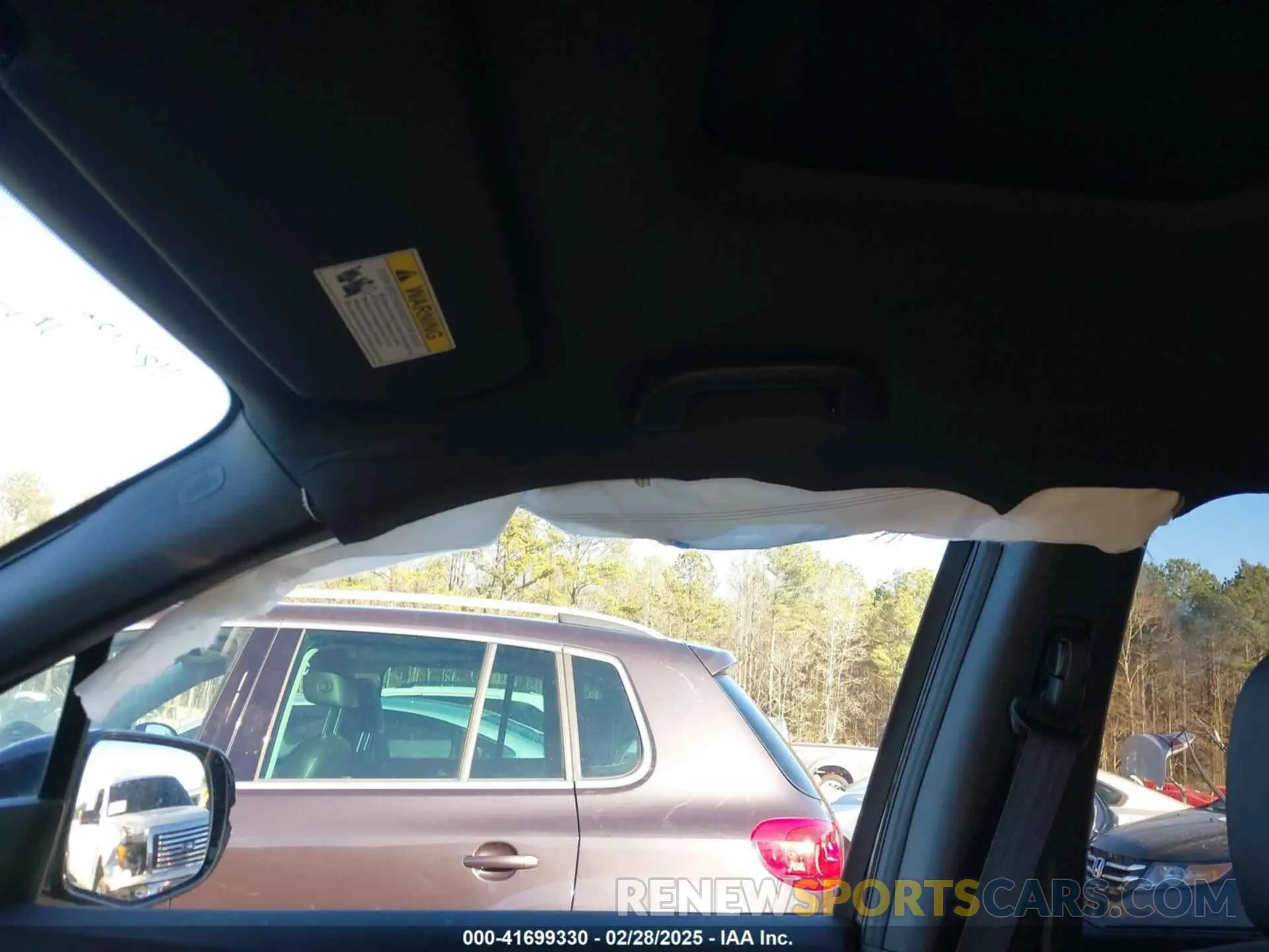 21 Photograph of a damaged car 5FNYF6H73NB006907 HONDA PILOT 2022