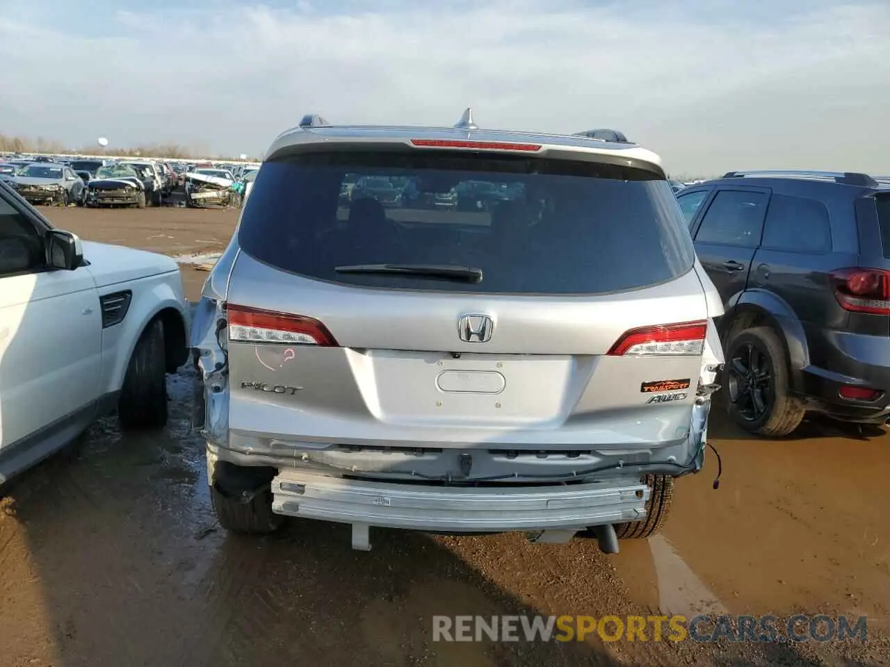 6 Photograph of a damaged car 5FNYF6H81NB046864 HONDA PILOT 2022