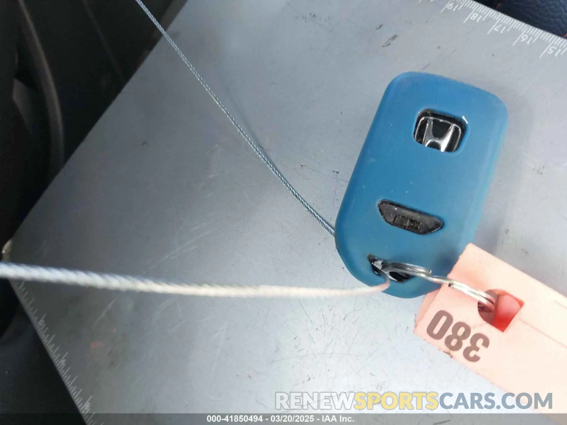 11 Photograph of a damaged car 5FNYF6H88NB060695 HONDA PILOT 2022