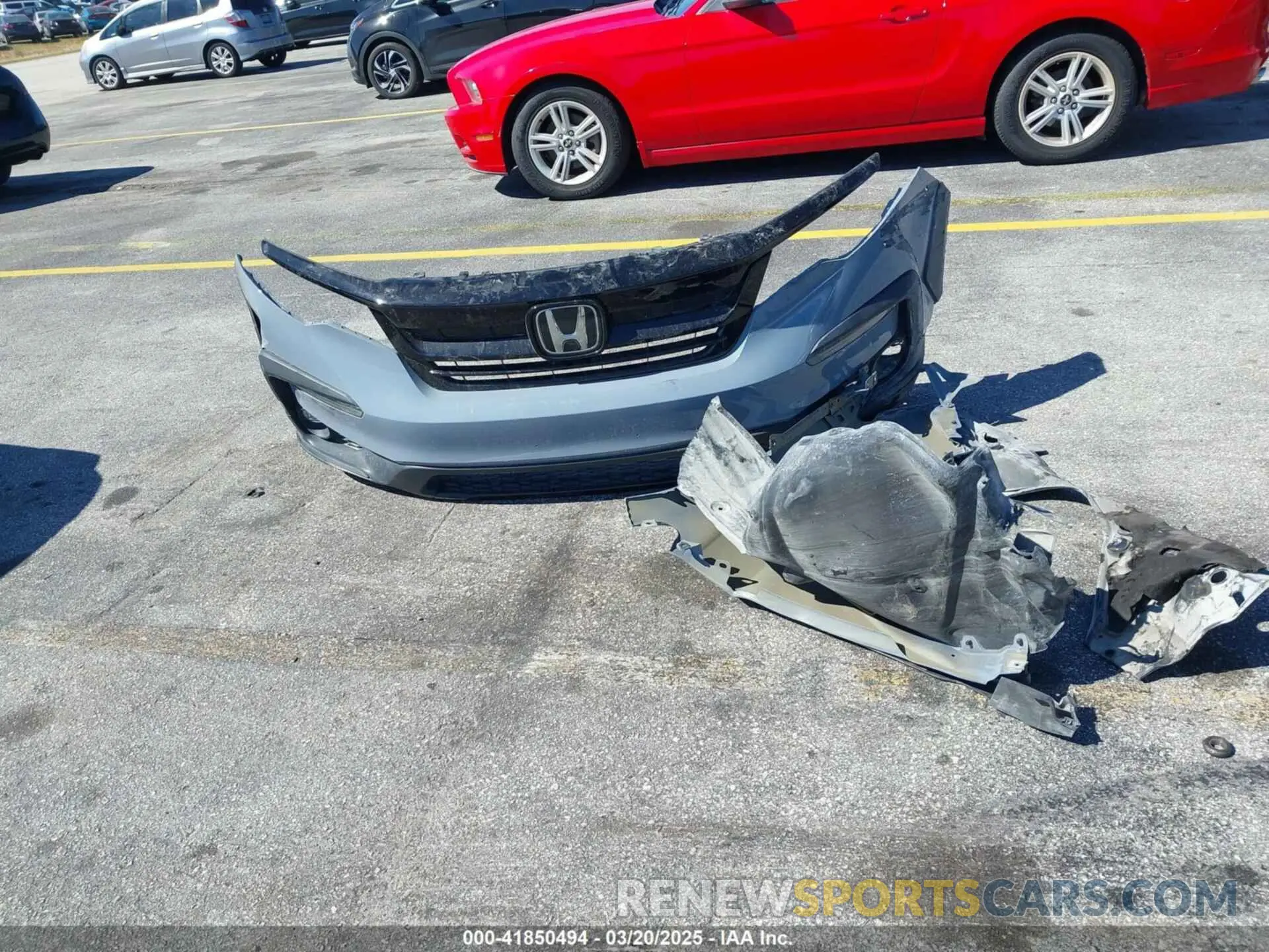 12 Photograph of a damaged car 5FNYF6H88NB060695 HONDA PILOT 2022