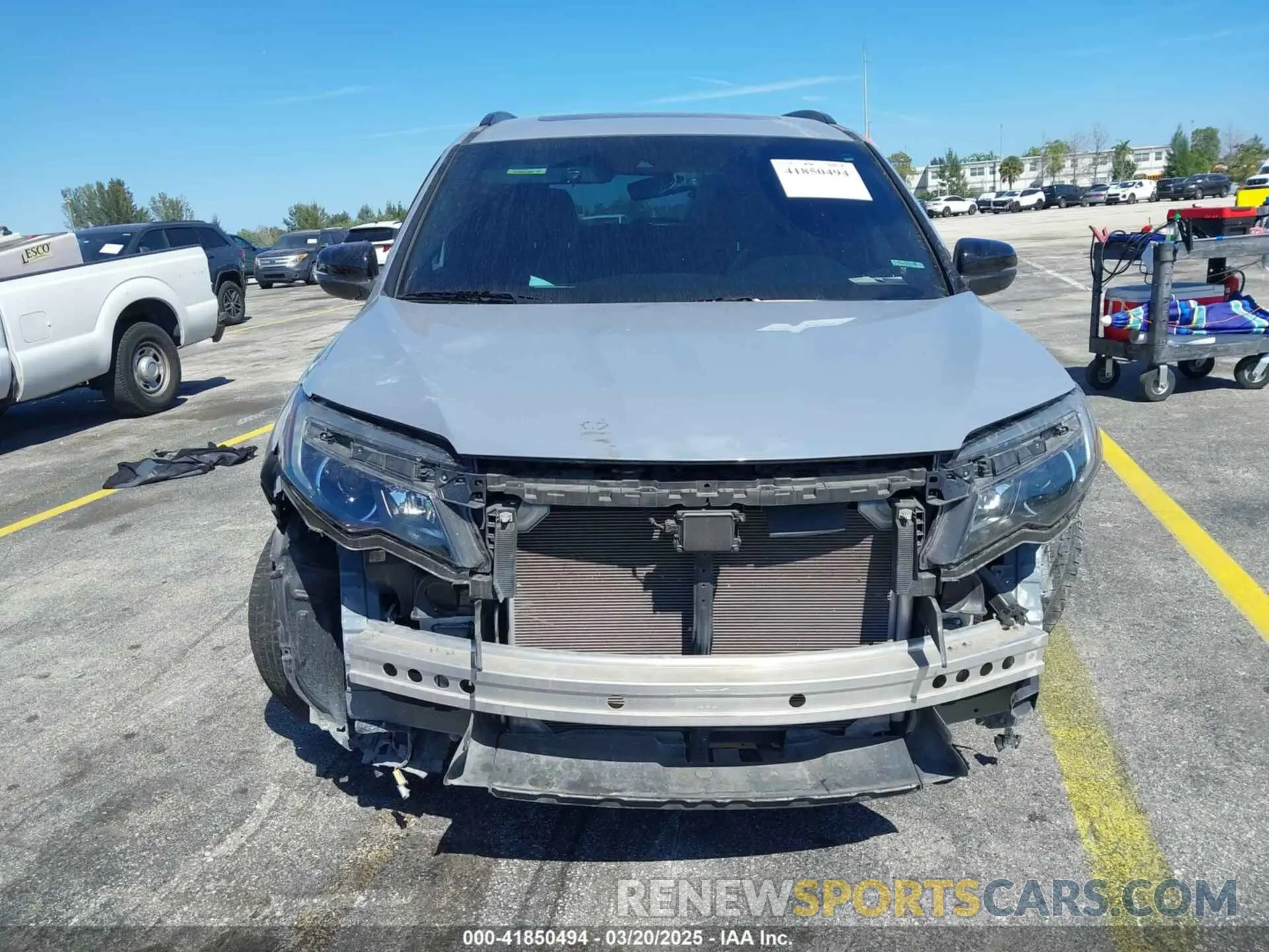 13 Photograph of a damaged car 5FNYF6H88NB060695 HONDA PILOT 2022