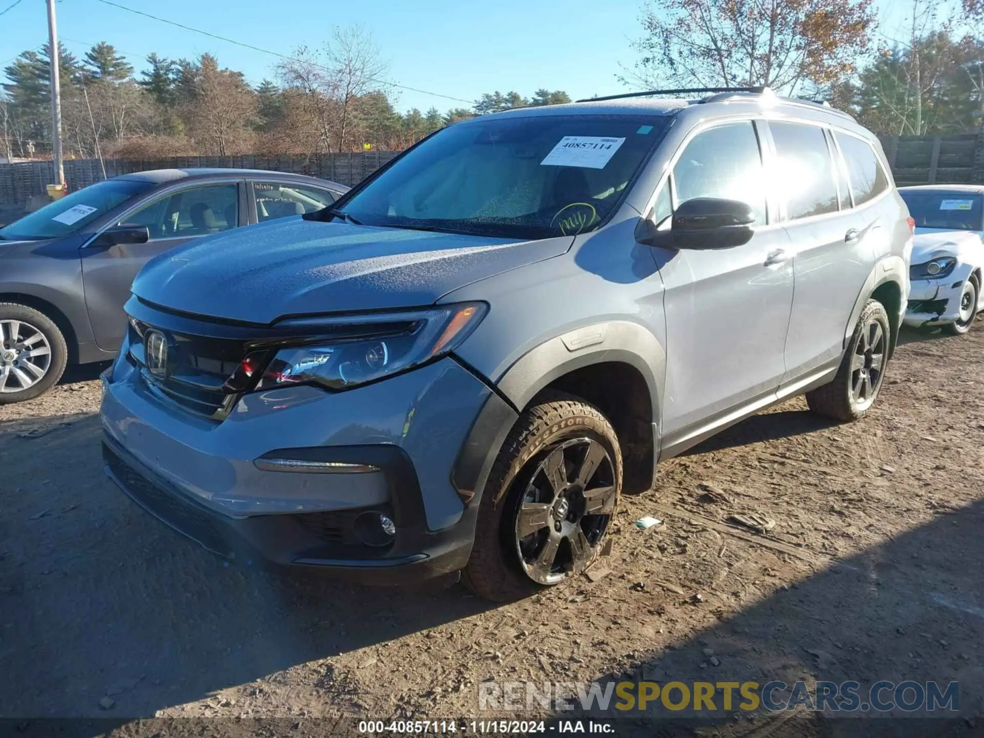 2 Photograph of a damaged car 5FNYF6H88NB068019 HONDA PILOT 2022