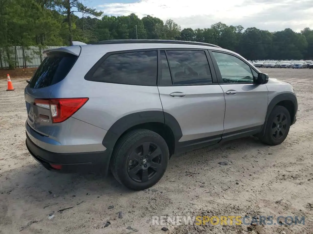3 Photograph of a damaged car 5FNYF6H89NB060351 HONDA PILOT 2022