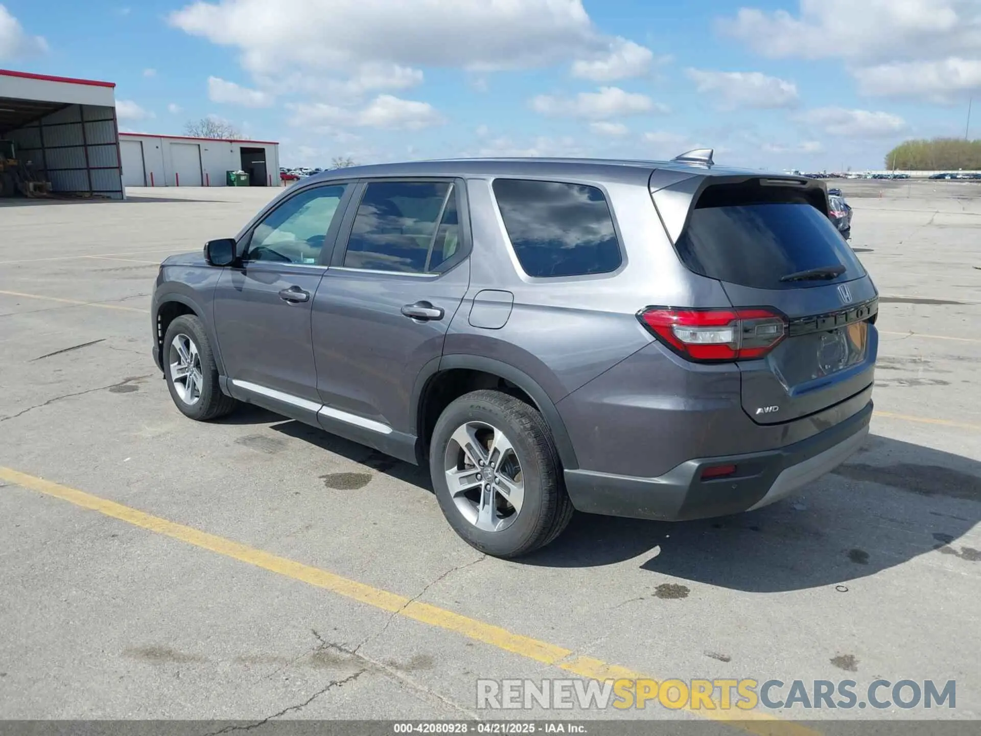 3 Photograph of a damaged car 5FNYG1H42PB054424 HONDA PILOT 2023