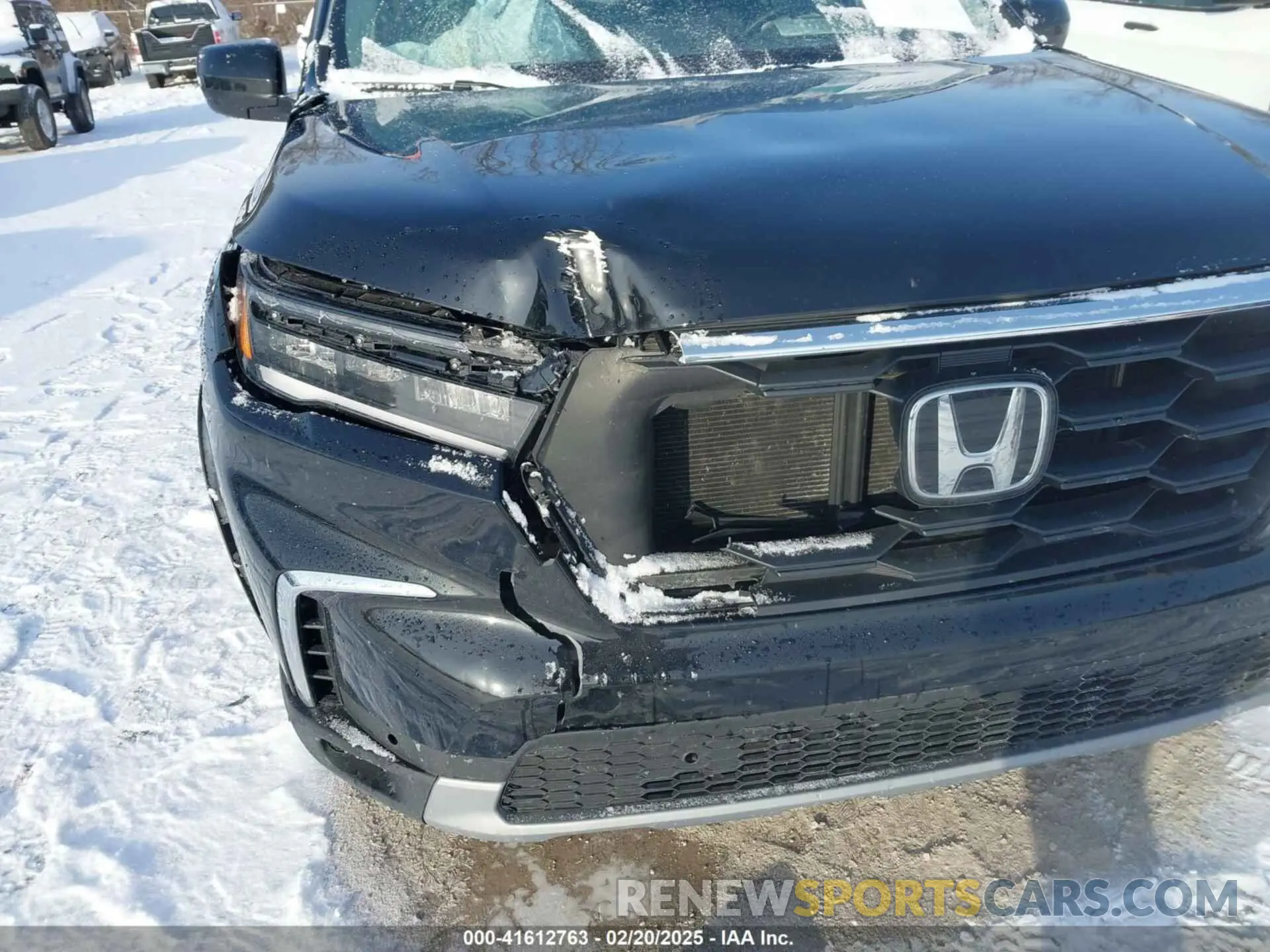 6 Photograph of a damaged car 5FNYG1H43PB009119 HONDA PILOT 2023
