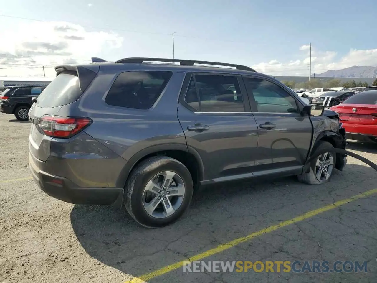 3 Photograph of a damaged car 5FNYG1H48PB015692 HONDA PILOT 2023