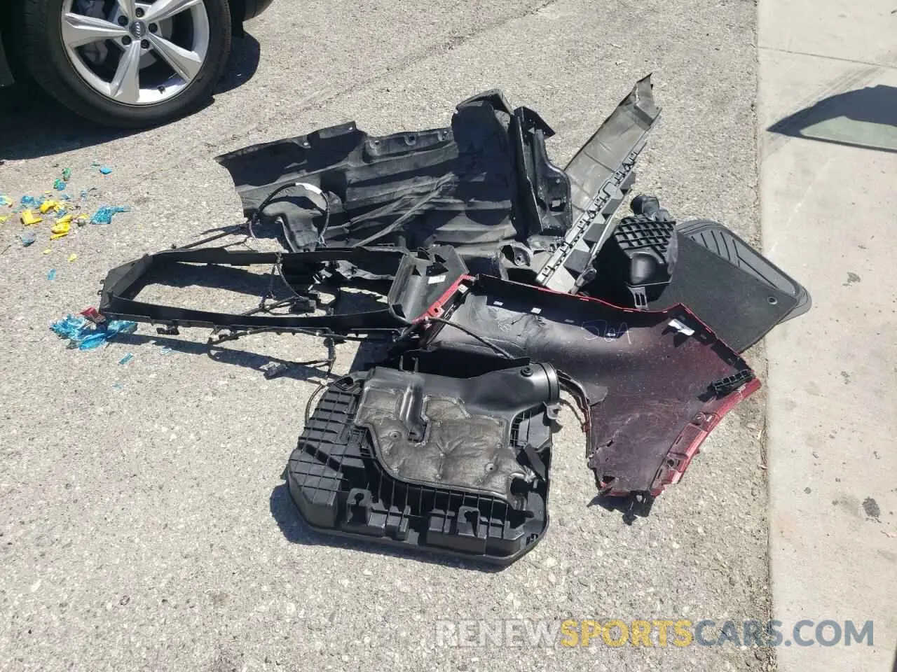 12 Photograph of a damaged car 5FNYG1H48PB043959 HONDA PILOT 2023