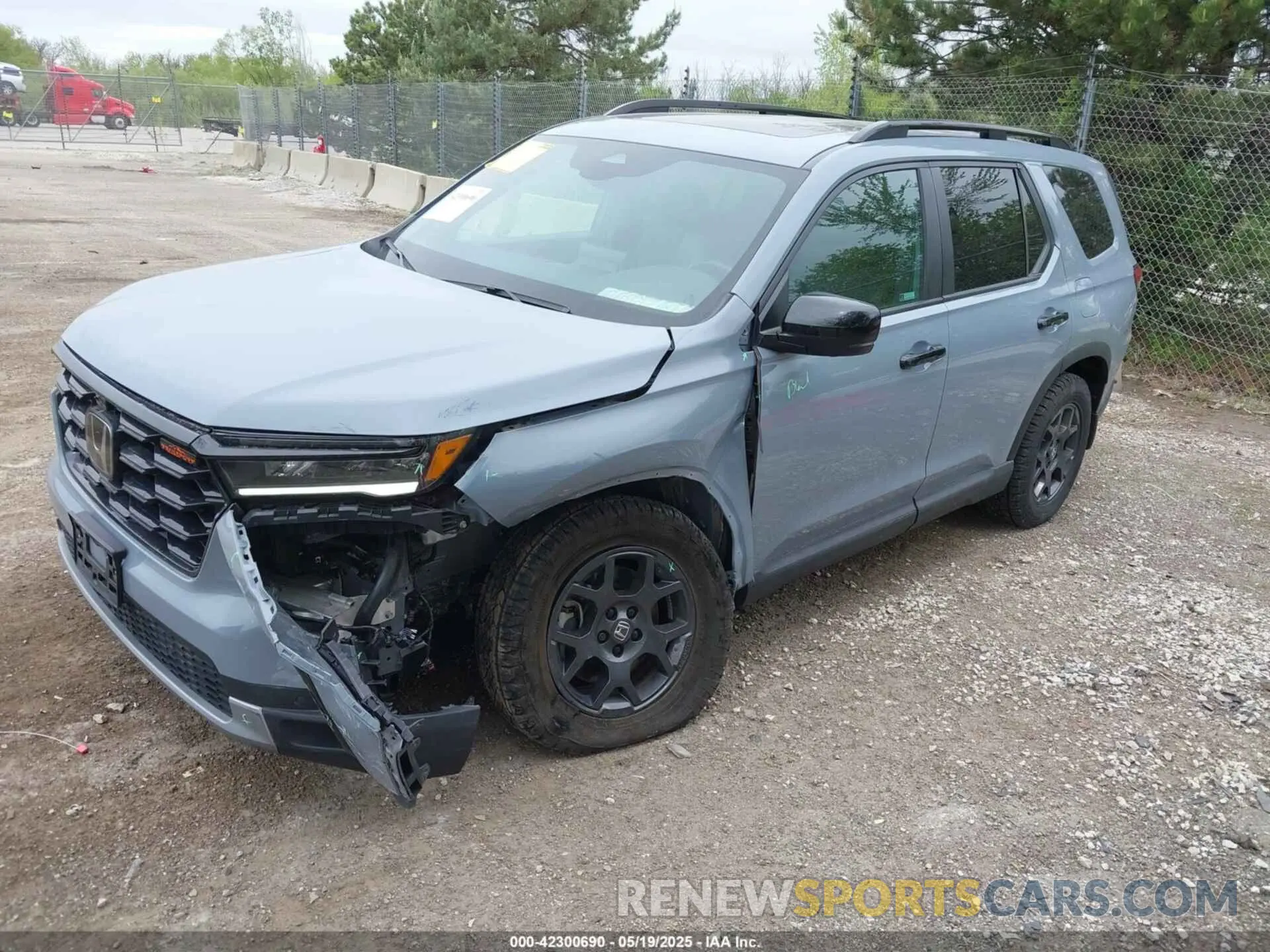 2 Photograph of a damaged car 5FNYG1H61PB026888 HONDA PILOT 2023
