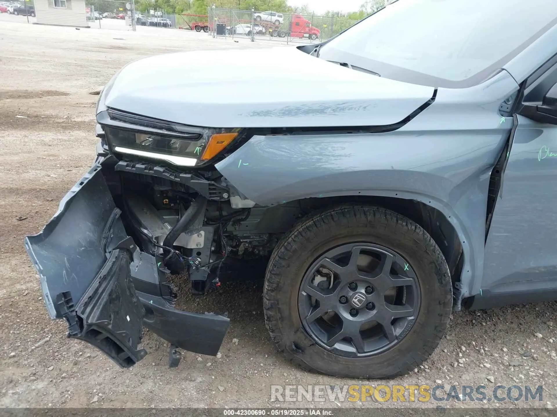 6 Photograph of a damaged car 5FNYG1H61PB026888 HONDA PILOT 2023