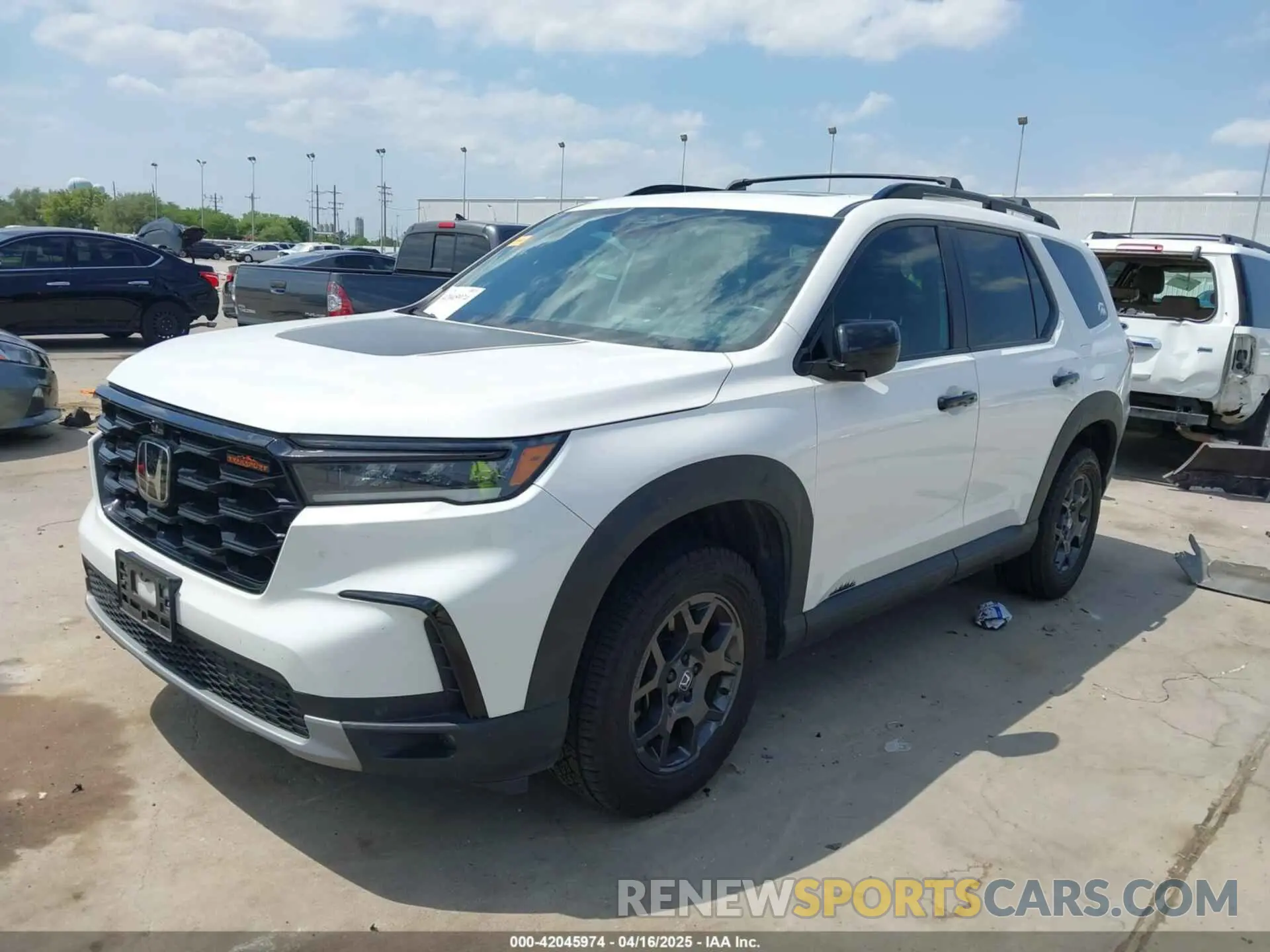 2 Photograph of a damaged car 5FNYG1H67PB043095 HONDA PILOT 2023