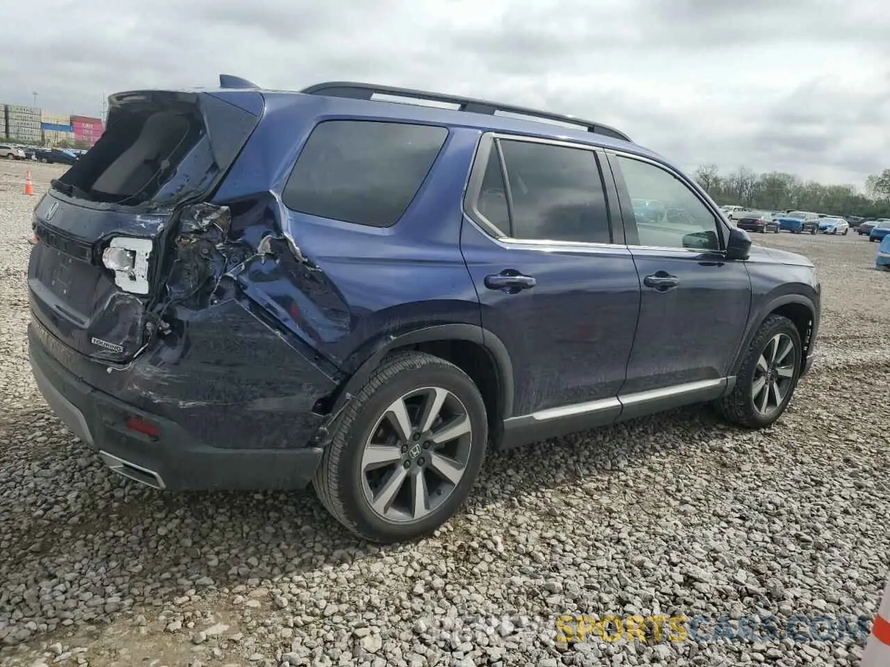 3 Photograph of a damaged car 5FNYG1H71PB050746 HONDA PILOT 2023
