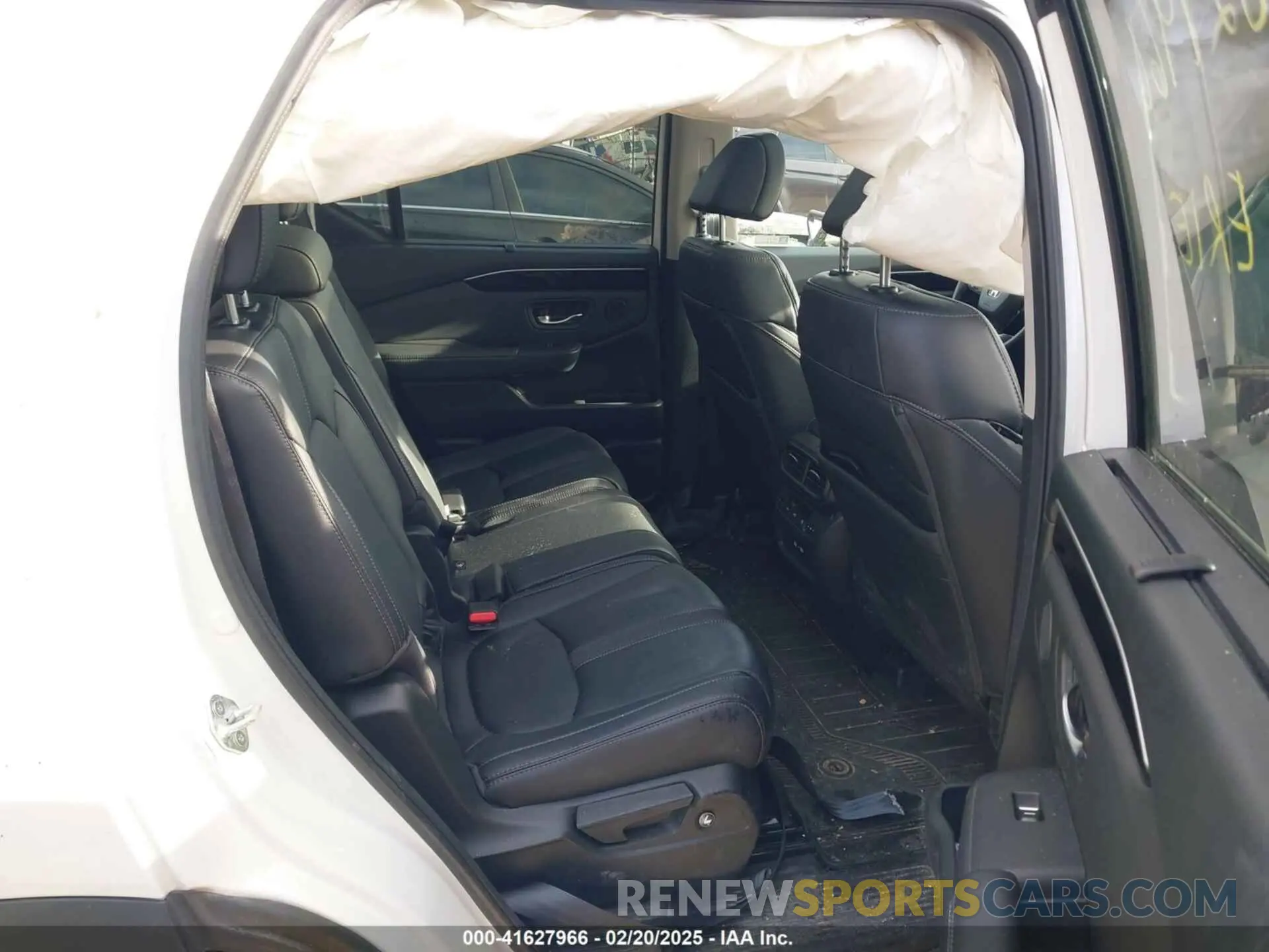 8 Фотография поврежденного автомобиля 5FNYG1H73PB020471 HONDA PILOT 2023