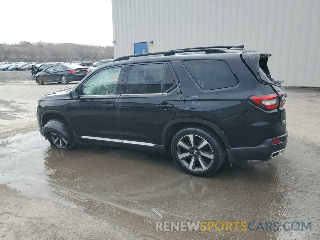 2 Photograph of a damaged car 5FNYG1H74PB001122 HONDA PILOT 2023