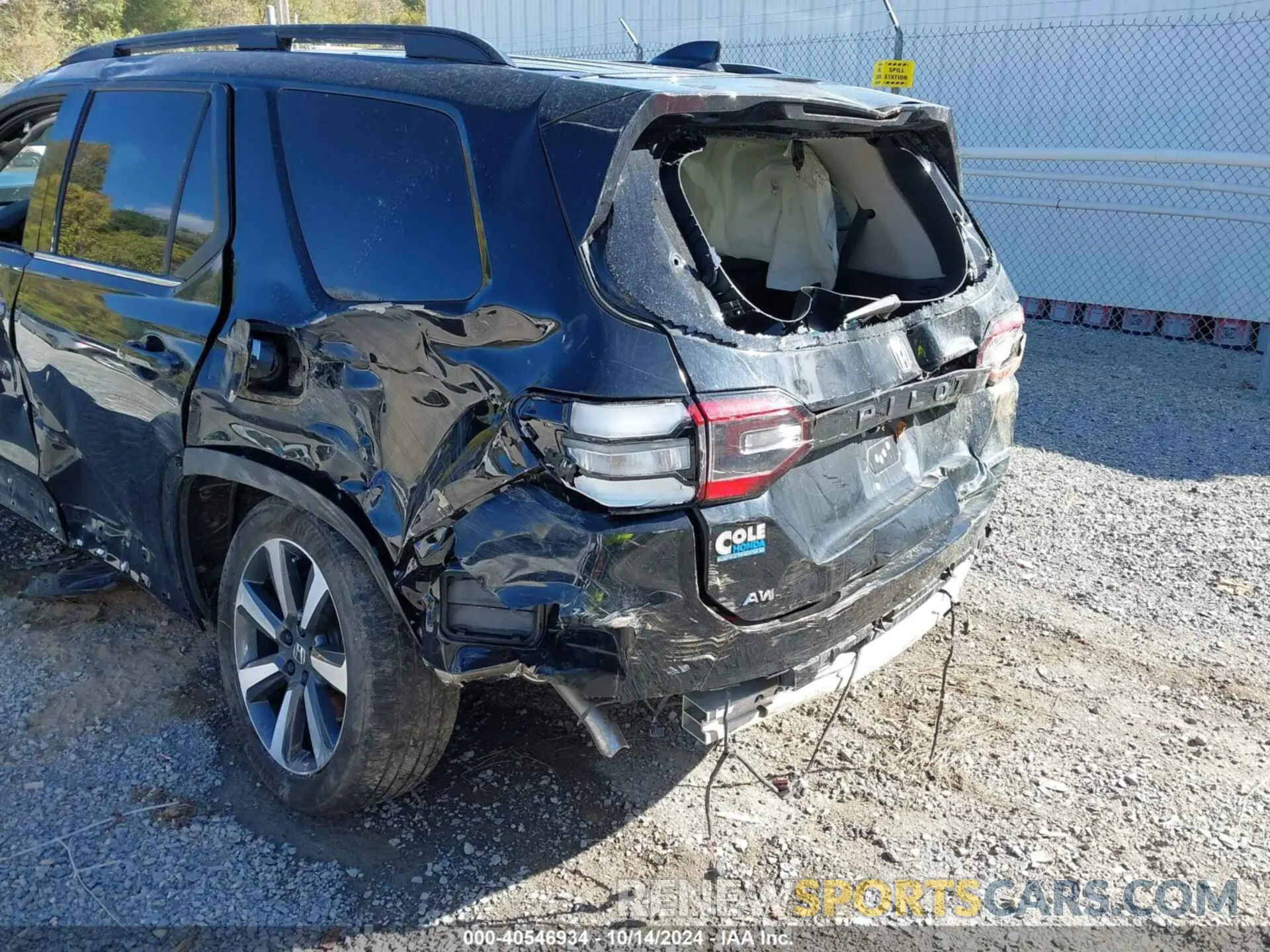 11 Photograph of a damaged car 5FNYG1H77PB013782 HONDA PILOT 2023