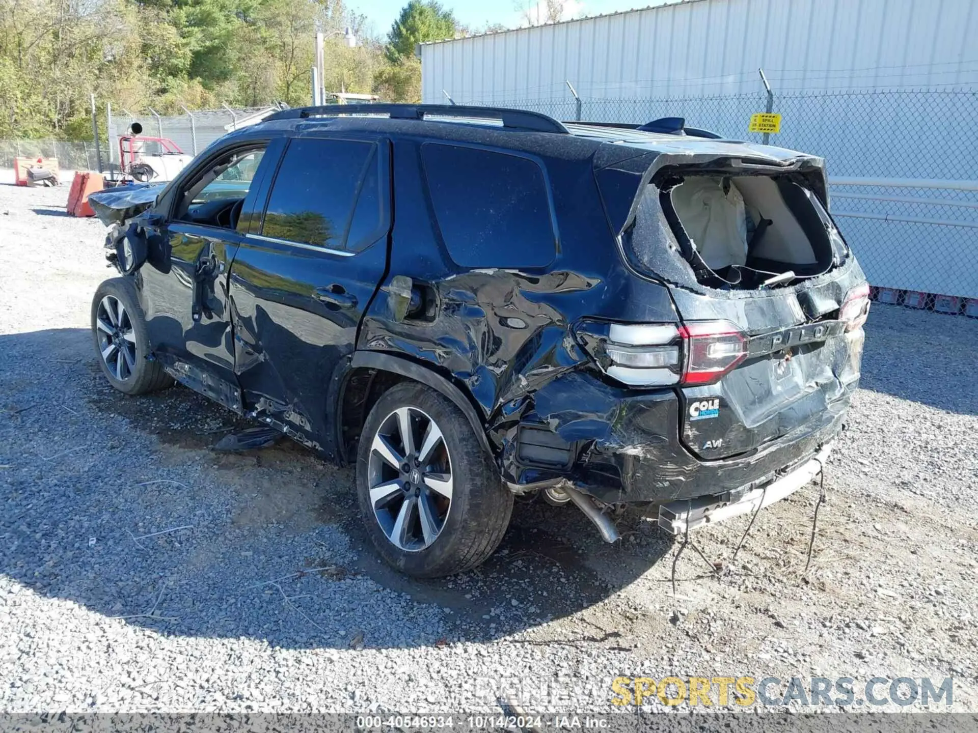 3 Photograph of a damaged car 5FNYG1H77PB013782 HONDA PILOT 2023