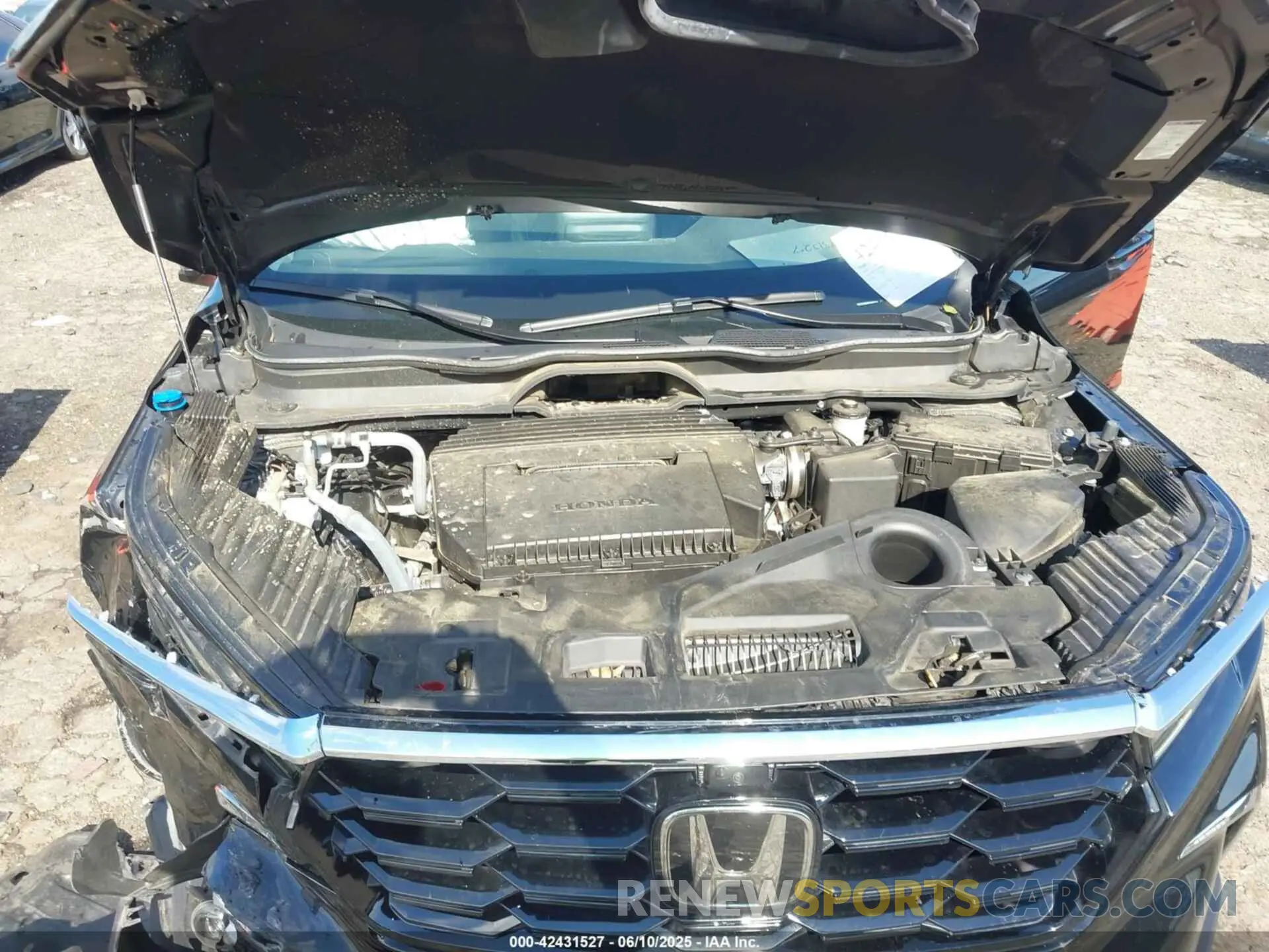 10 Photograph of a damaged car 5FNYG1H80PB005239 HONDA PILOT 2023