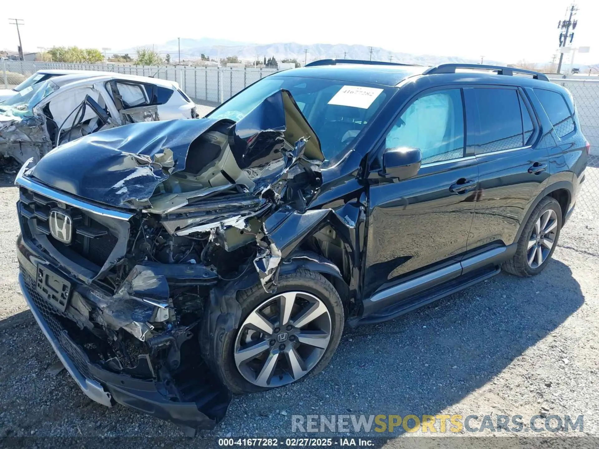 2 Фотография поврежденного автомобиля 5FNYG1H80PB007959 HONDA PILOT 2023