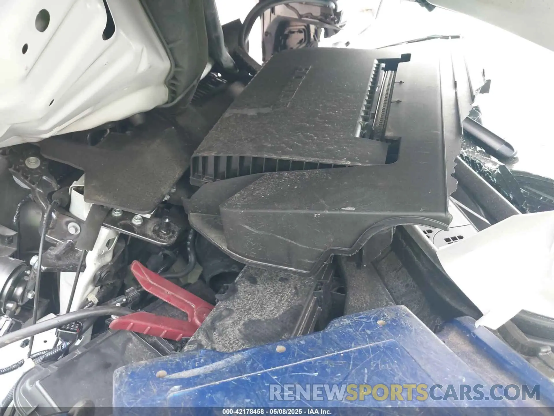 10 Photograph of a damaged car 5FNYG1H82PB037156 HONDA PILOT 2023