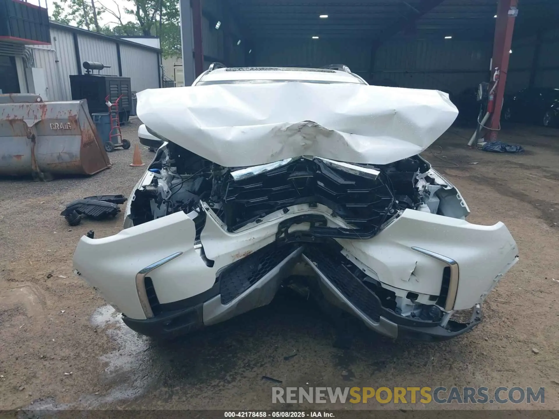 13 Photograph of a damaged car 5FNYG1H82PB037156 HONDA PILOT 2023