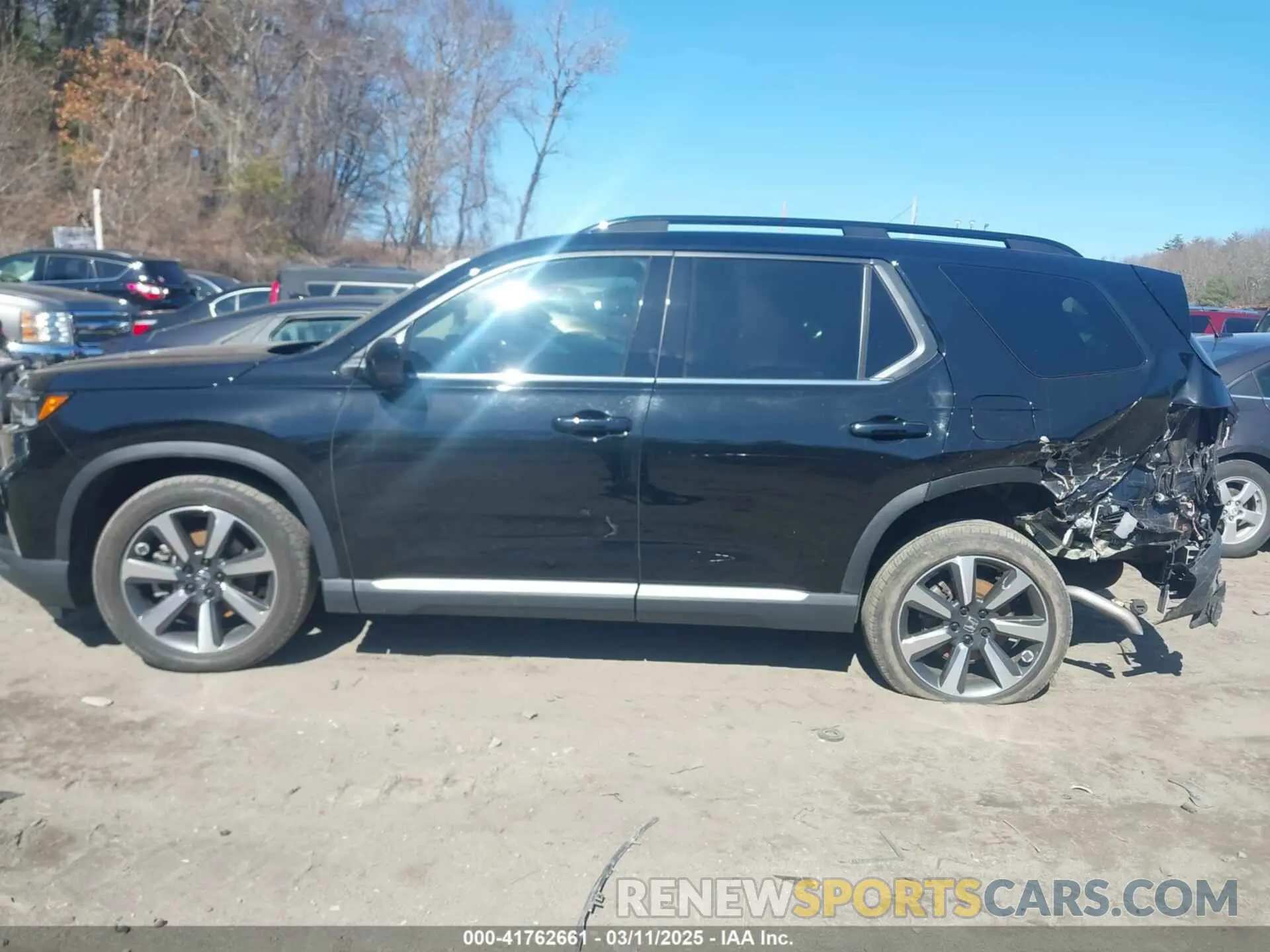 14 Photograph of a damaged car 5FNYG1H84PB008077 HONDA PILOT 2023