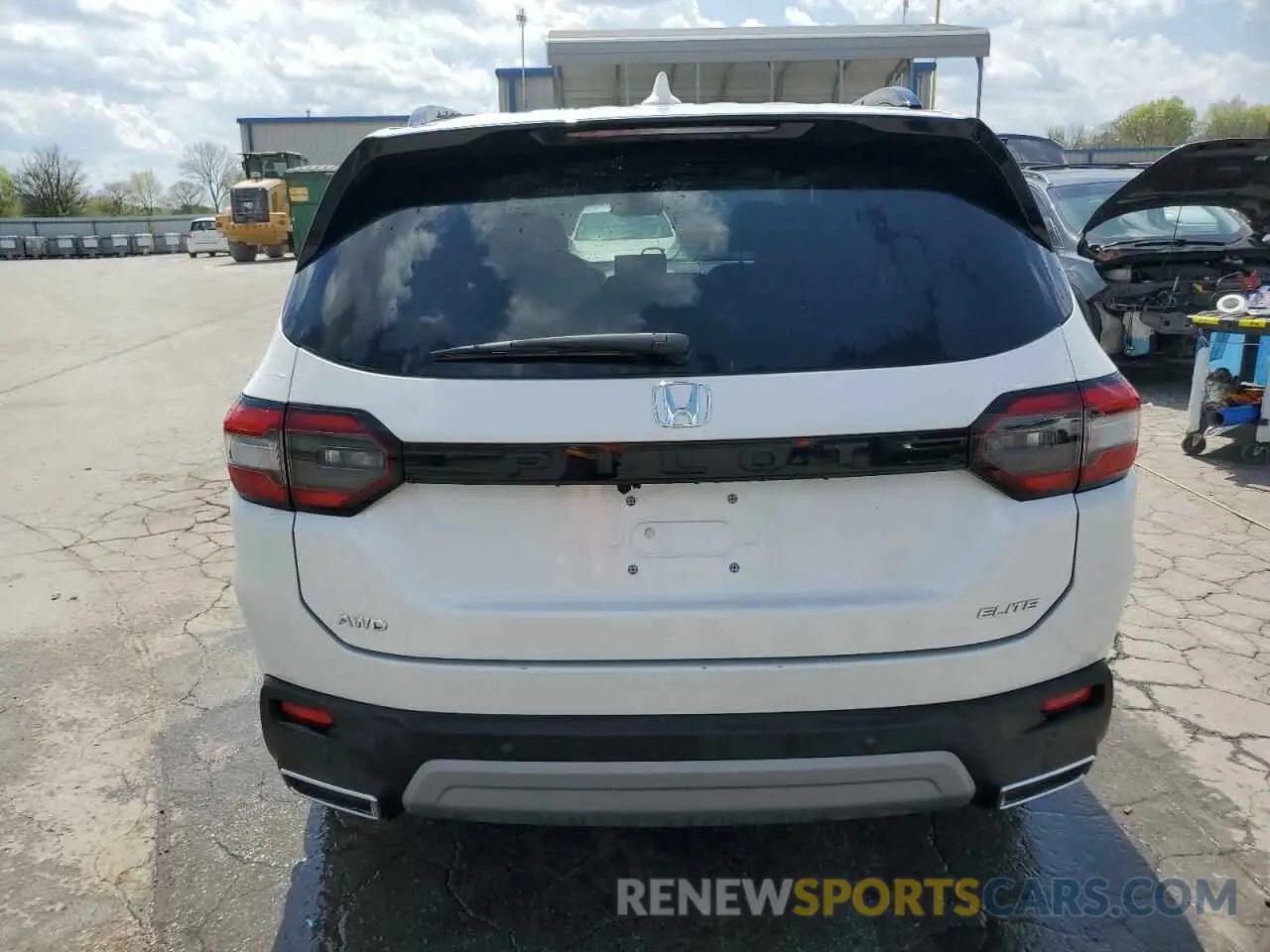 6 Photograph of a damaged car 5FNYG1H87PB033698 HONDA PILOT 2023