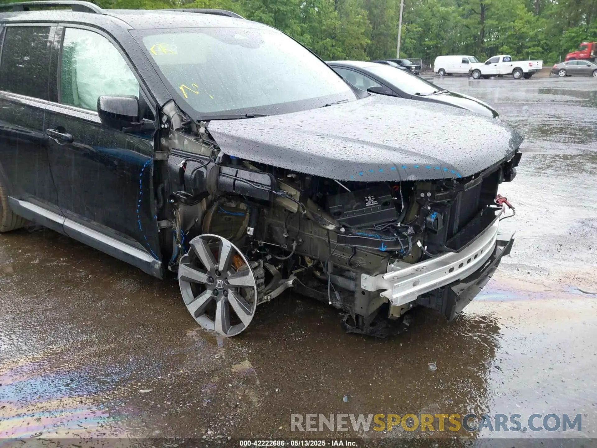 6 Photograph of a damaged car 5FNYG1H87PB040148 HONDA PILOT 2023