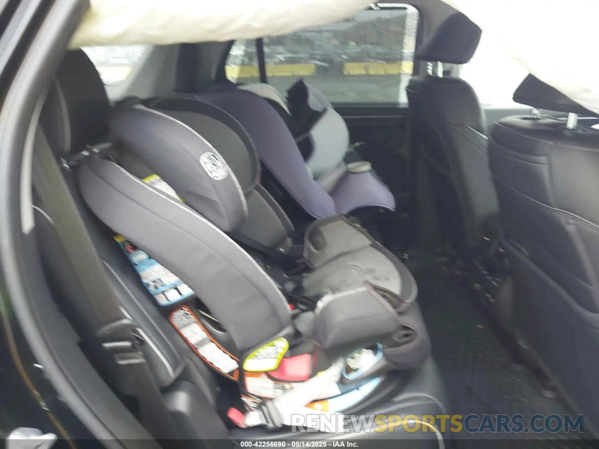 8 Фотография поврежденного автомобиля 5FNYG1H89PB030270 HONDA PILOT 2023