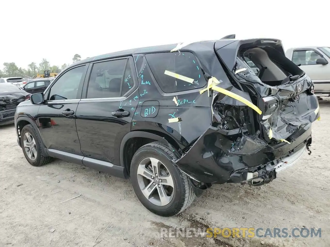 2 Photograph of a damaged car 5FNYG2H40PB012310 HONDA PILOT 2023