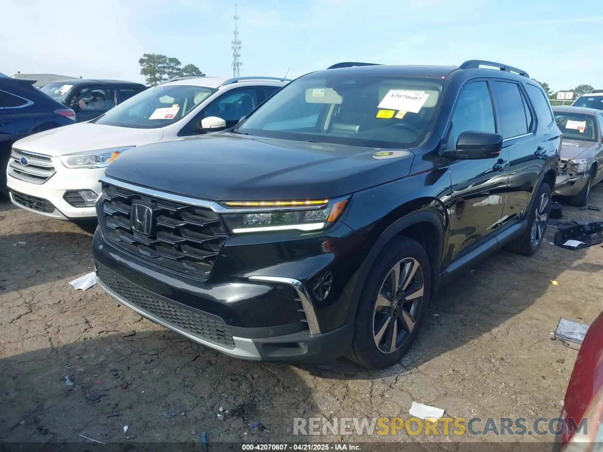 2 Photograph of a damaged car 5FNYG2H77PB002996 HONDA PILOT 2023