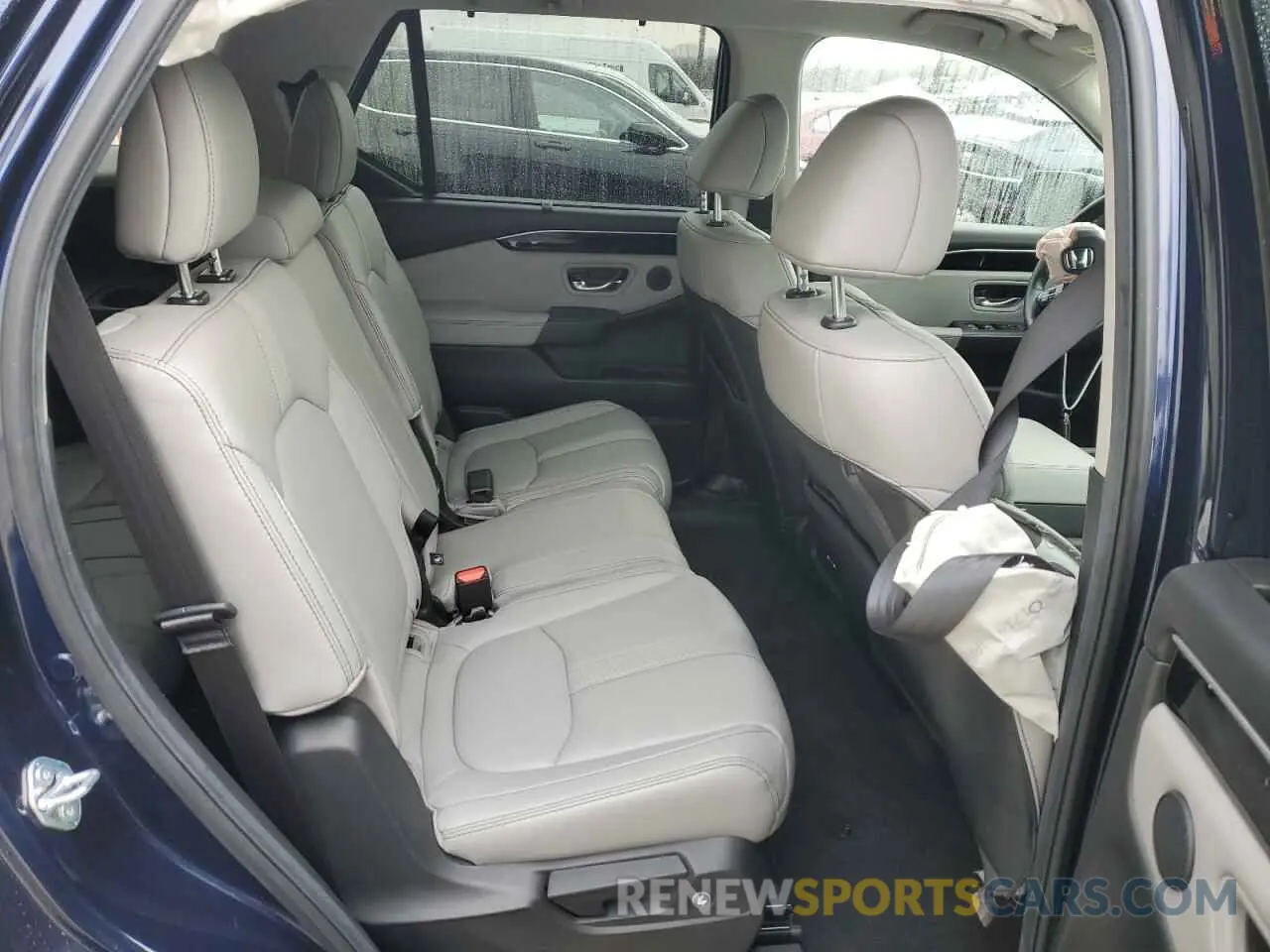 11 Фотография поврежденного автомобиля 5FNYG1H43RB040972 HONDA PILOT 2024