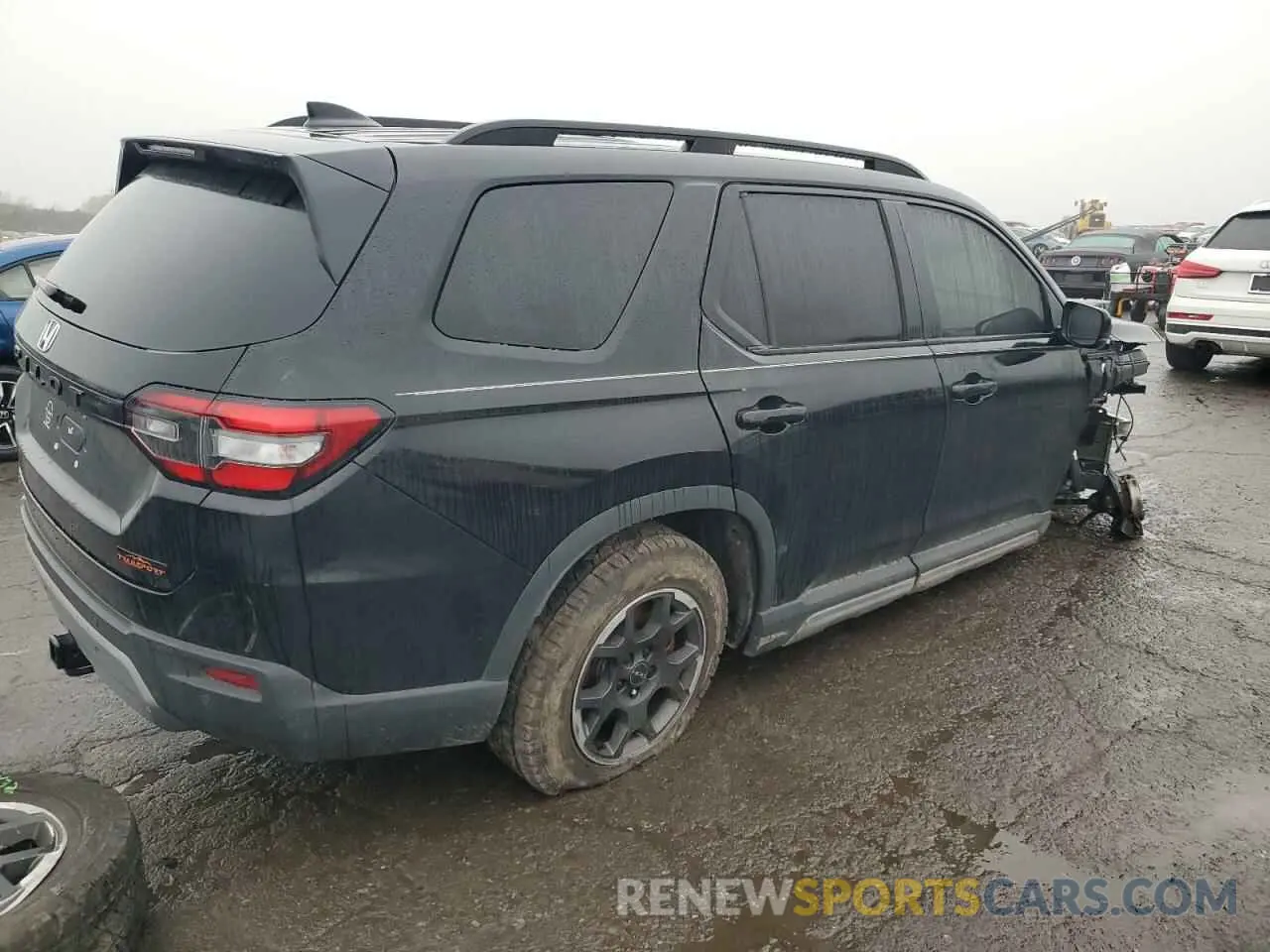 3 Photograph of a damaged car 5FNYG1H63RB021436 HONDA PILOT 2024