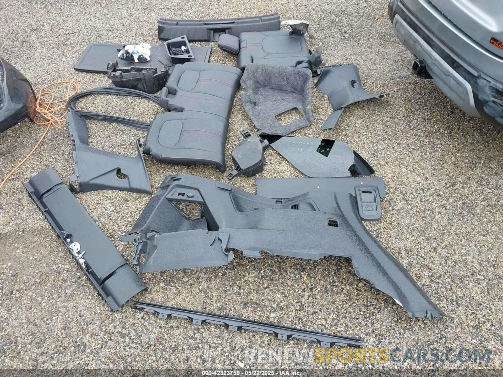 12 Фотография поврежденного автомобиля 5FNYG1H63RB039600 HONDA PILOT 2024