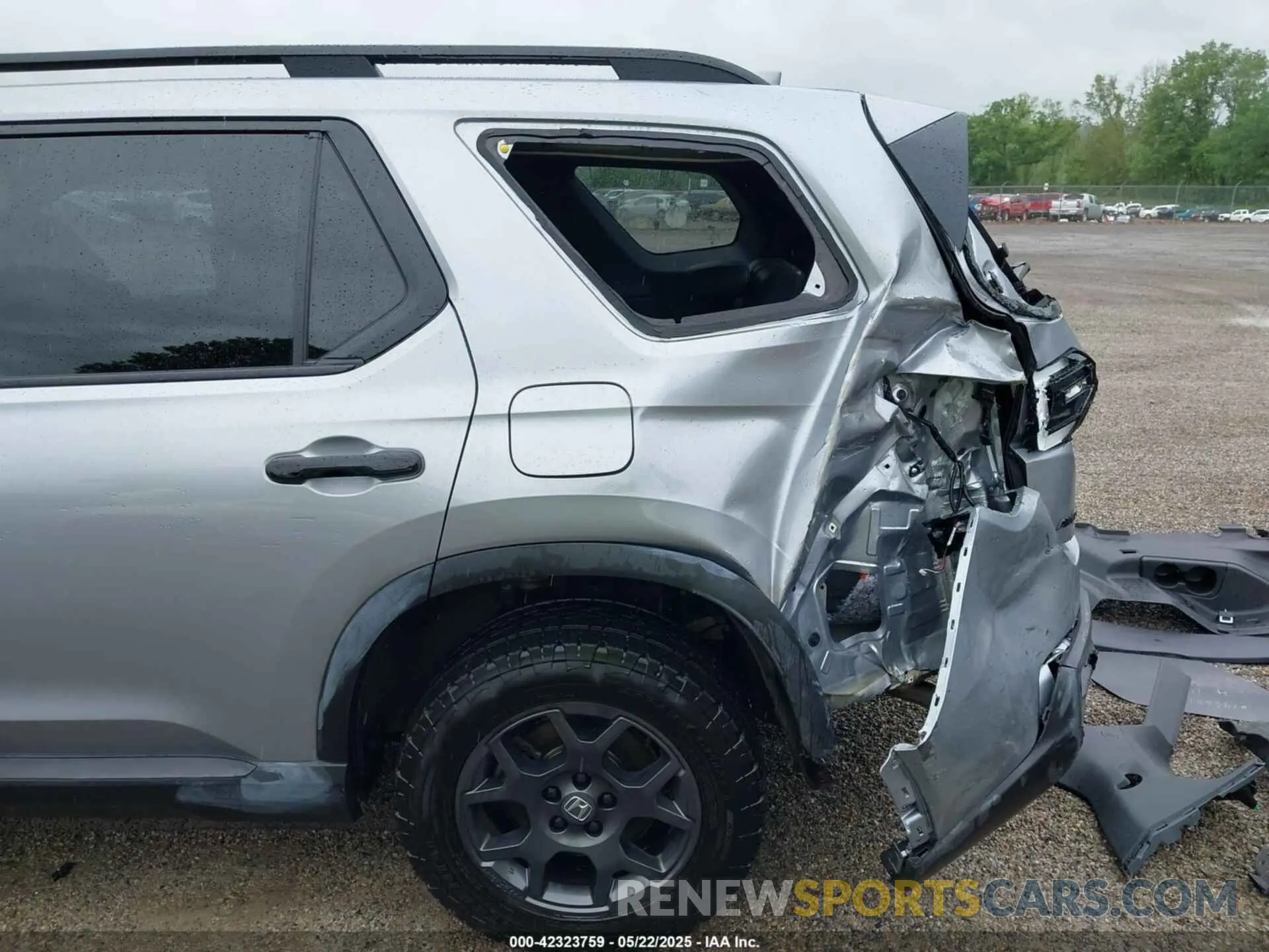 18 Фотография поврежденного автомобиля 5FNYG1H63RB039600 HONDA PILOT 2024