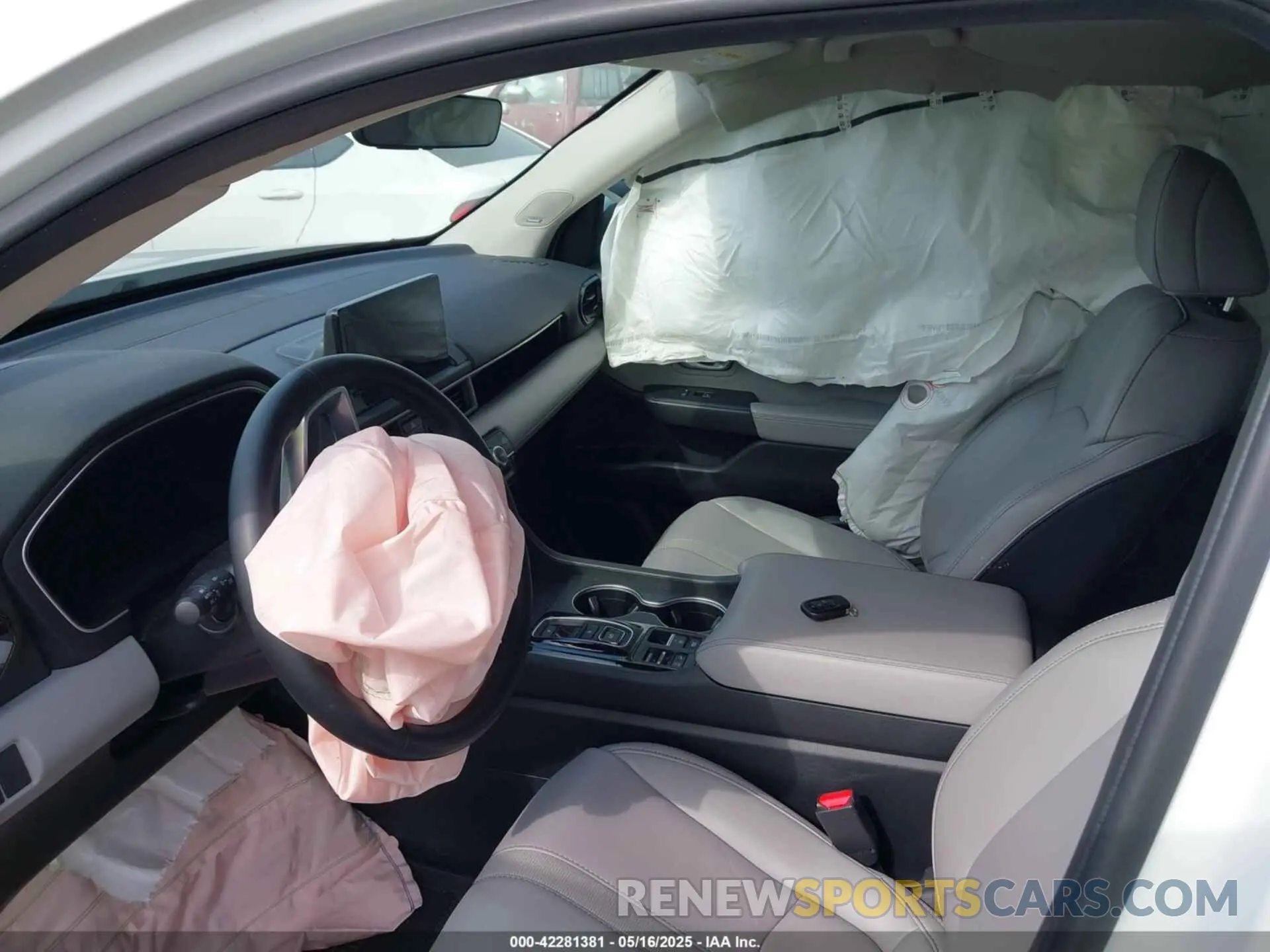 5 Фотография поврежденного автомобиля 5FNYG1H70RB048165 HONDA PILOT 2024