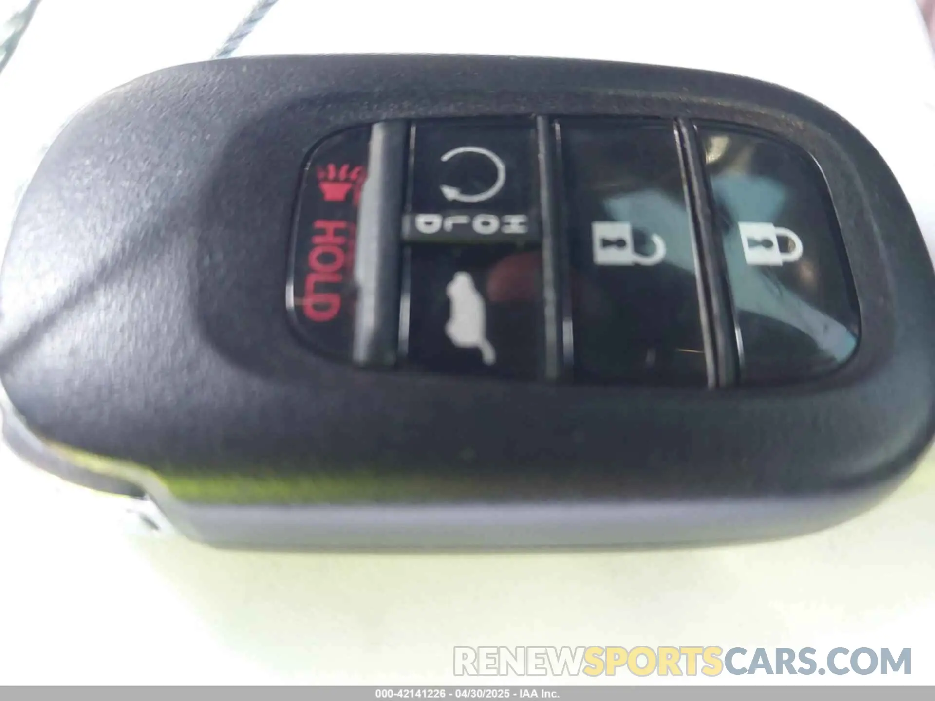 11 Photograph of a damaged car 5FNYG1H75RB038618 HONDA PILOT 2024