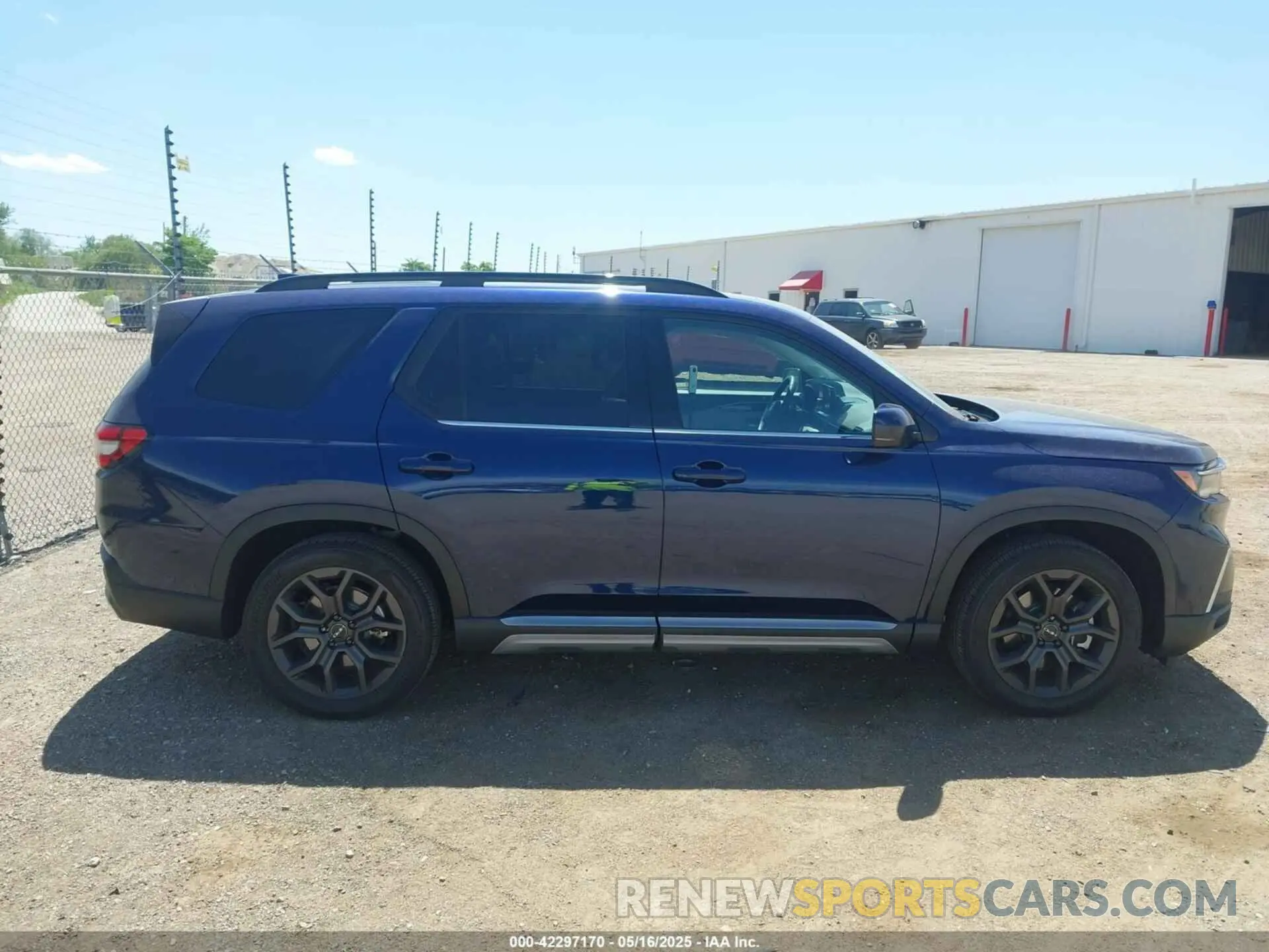 13 Photograph of a damaged car 5FNYG1H76RB026803 HONDA PILOT 2024