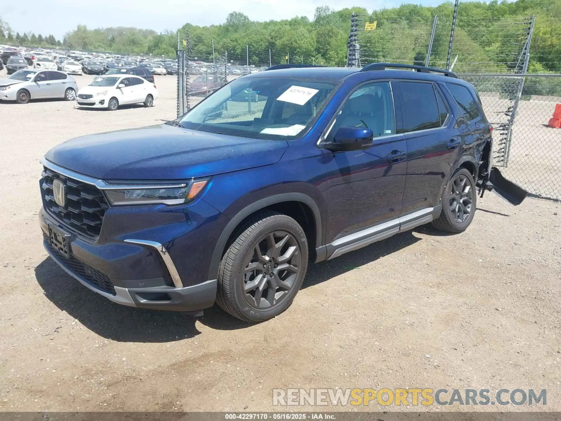 2 Photograph of a damaged car 5FNYG1H76RB026803 HONDA PILOT 2024