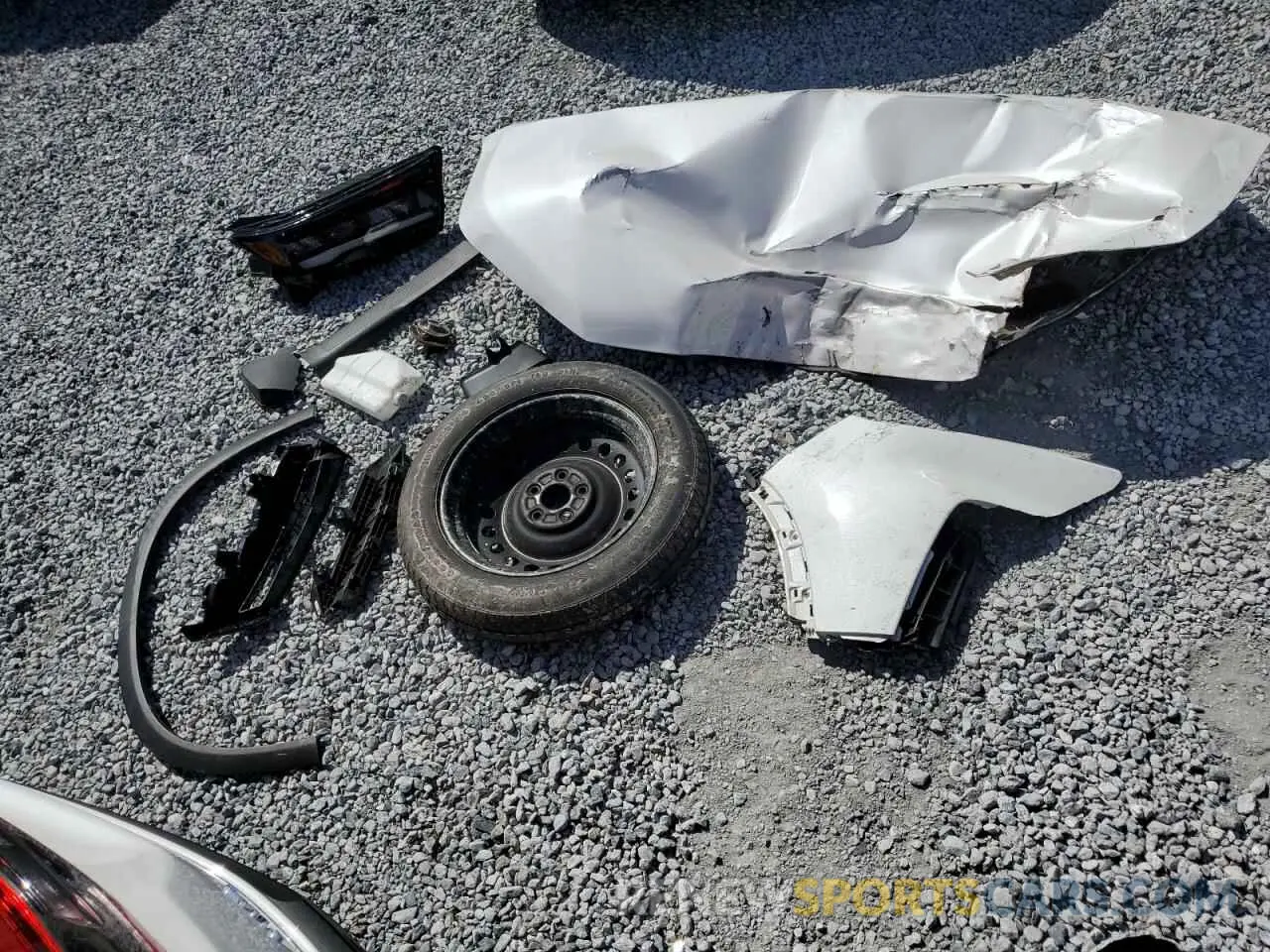 13 Photograph of a damaged car 5FNYG1H76RB031225 HONDA PILOT 2024