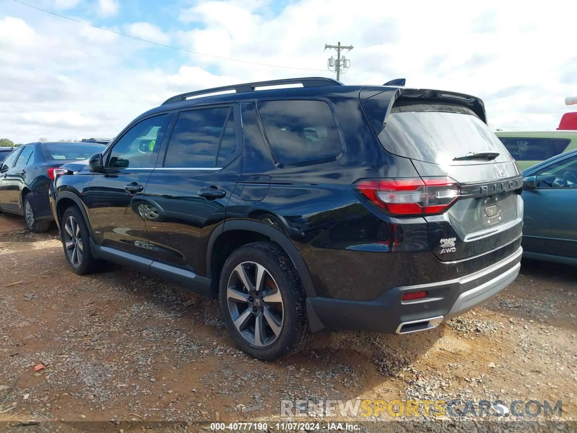 14 Photograph of a damaged car 5FNYG1H82RB013667 HONDA PILOT 2024