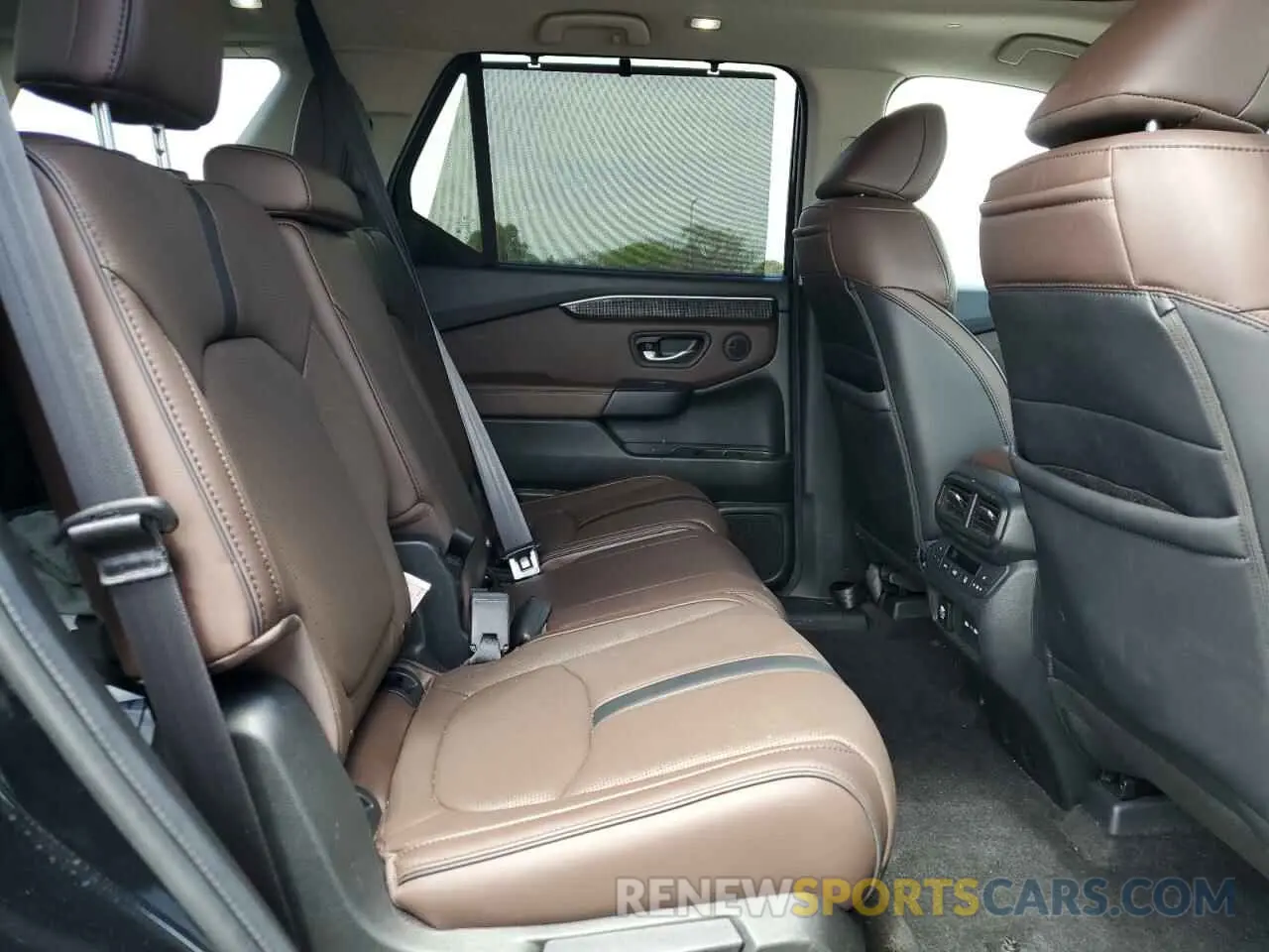 11 Фотография поврежденного автомобиля 5FNYG1H83RB016898 HONDA PILOT 2024