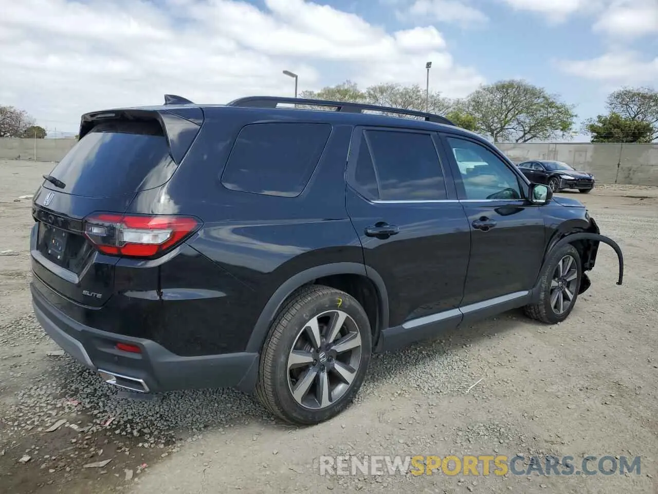 3 Фотография поврежденного автомобиля 5FNYG1H83RB016898 HONDA PILOT 2024