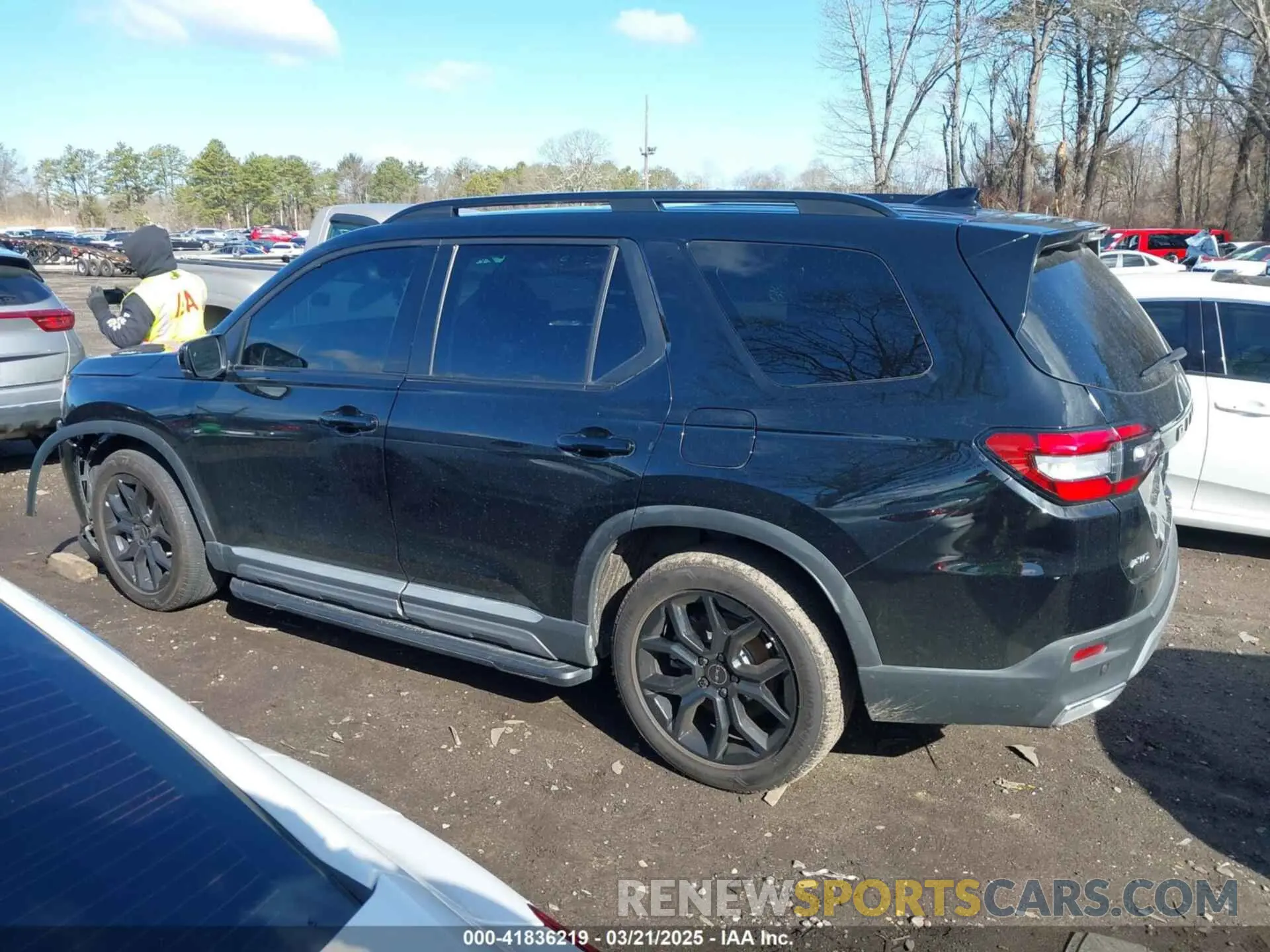 14 Фотография поврежденного автомобиля 5FNYG1H84RB033550 HONDA PILOT 2024