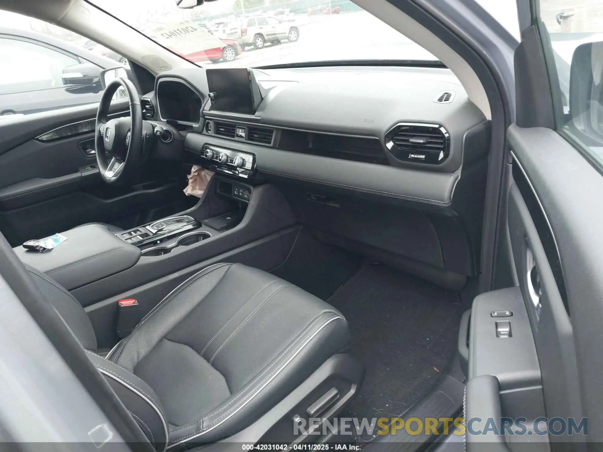 5 Фотография поврежденного автомобиля 5FNYG1H89RB028392 HONDA PILOT 2024