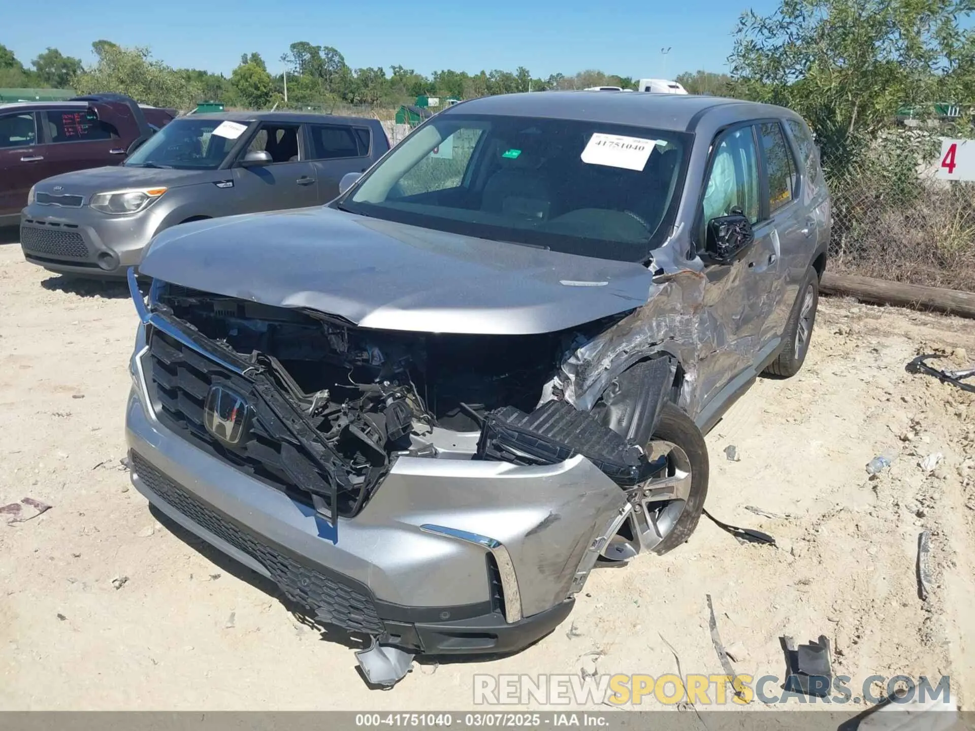 2 Photograph of a damaged car 5FNYG2H46RB009981 HONDA PILOT 2024