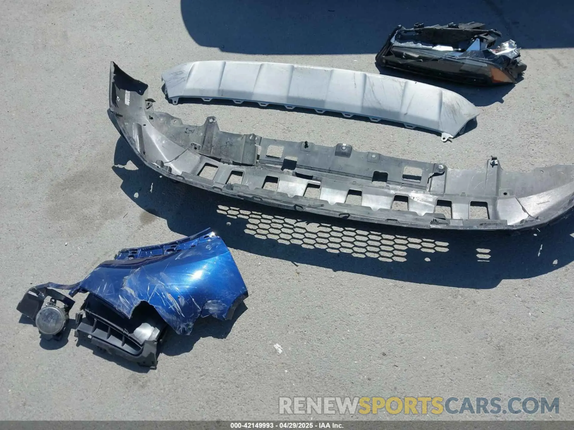 11 Фотография поврежденного автомобиля 5FNYG2H4XRB005707 HONDA PILOT 2024