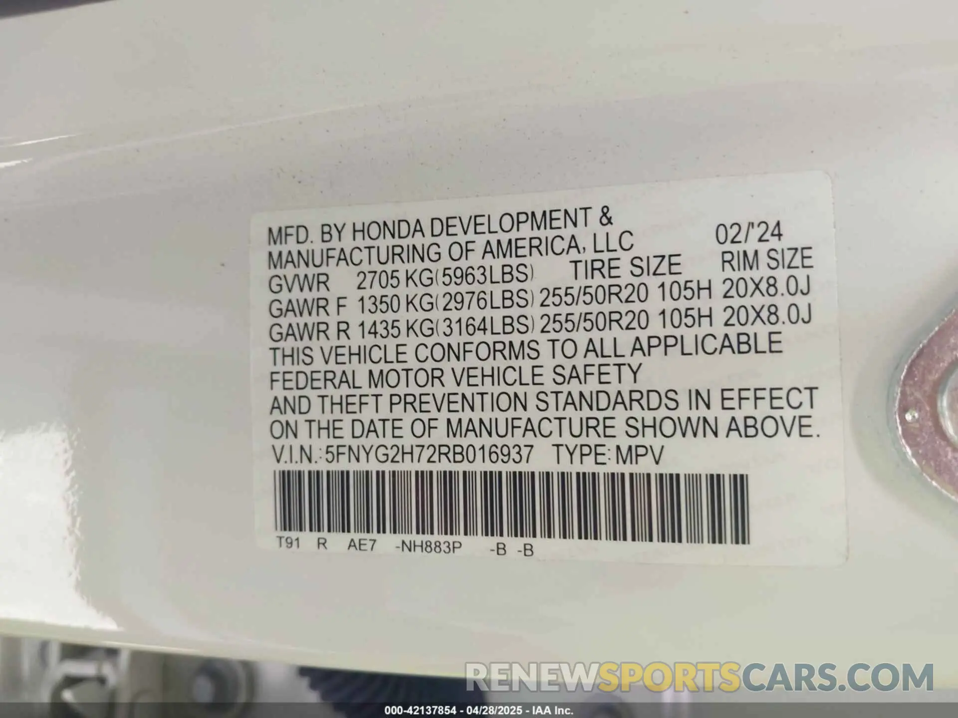 9 Photograph of a damaged car 5FNYG2H72RB016937 HONDA PILOT 2024