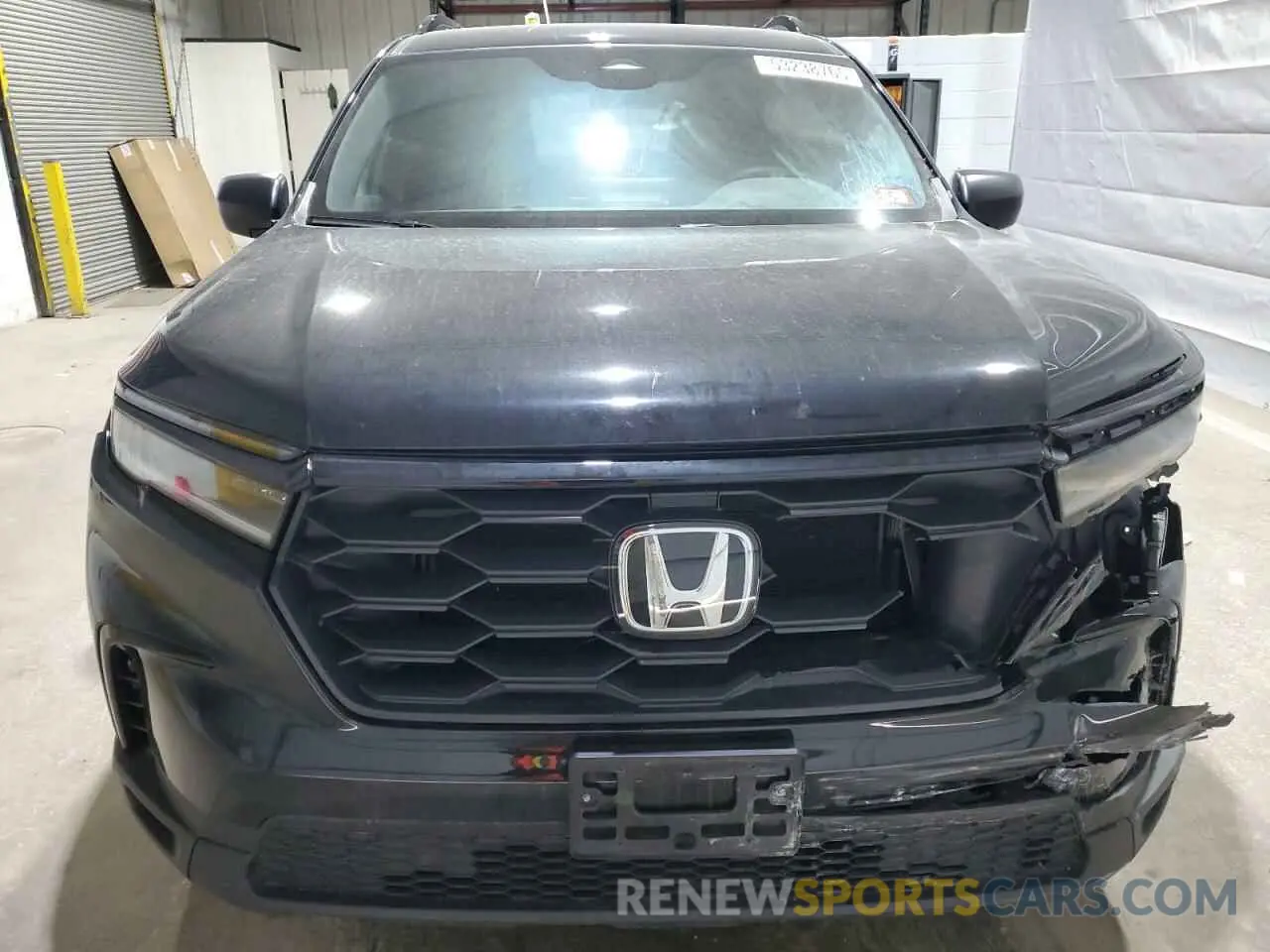 5 Photograph of a damaged car 5FNYG1H37SB036548 HONDA PILOT 2025