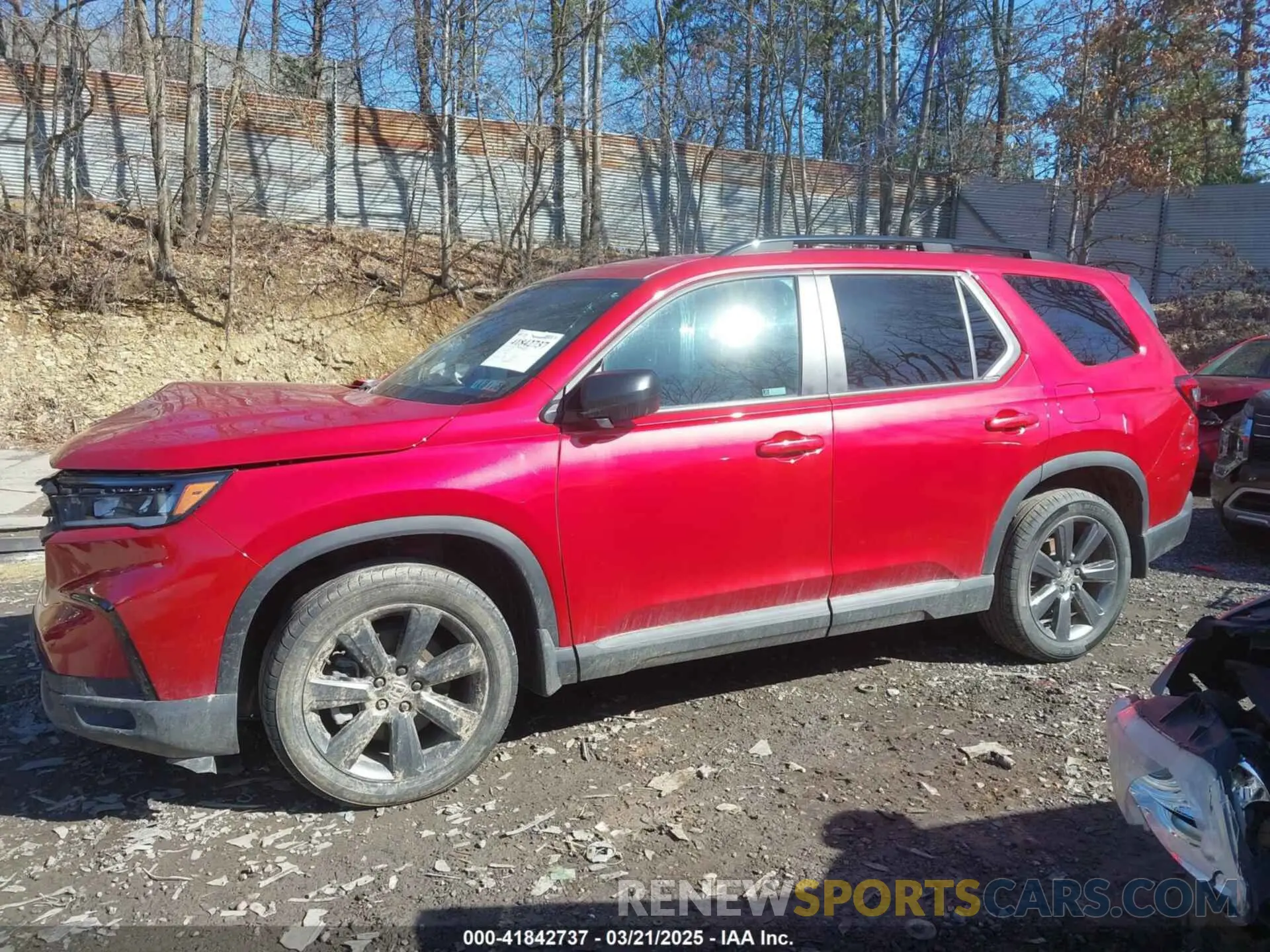 15 Фотография поврежденного автомобиля 5FNYG1H3XSB008811 HONDA PILOT 2025