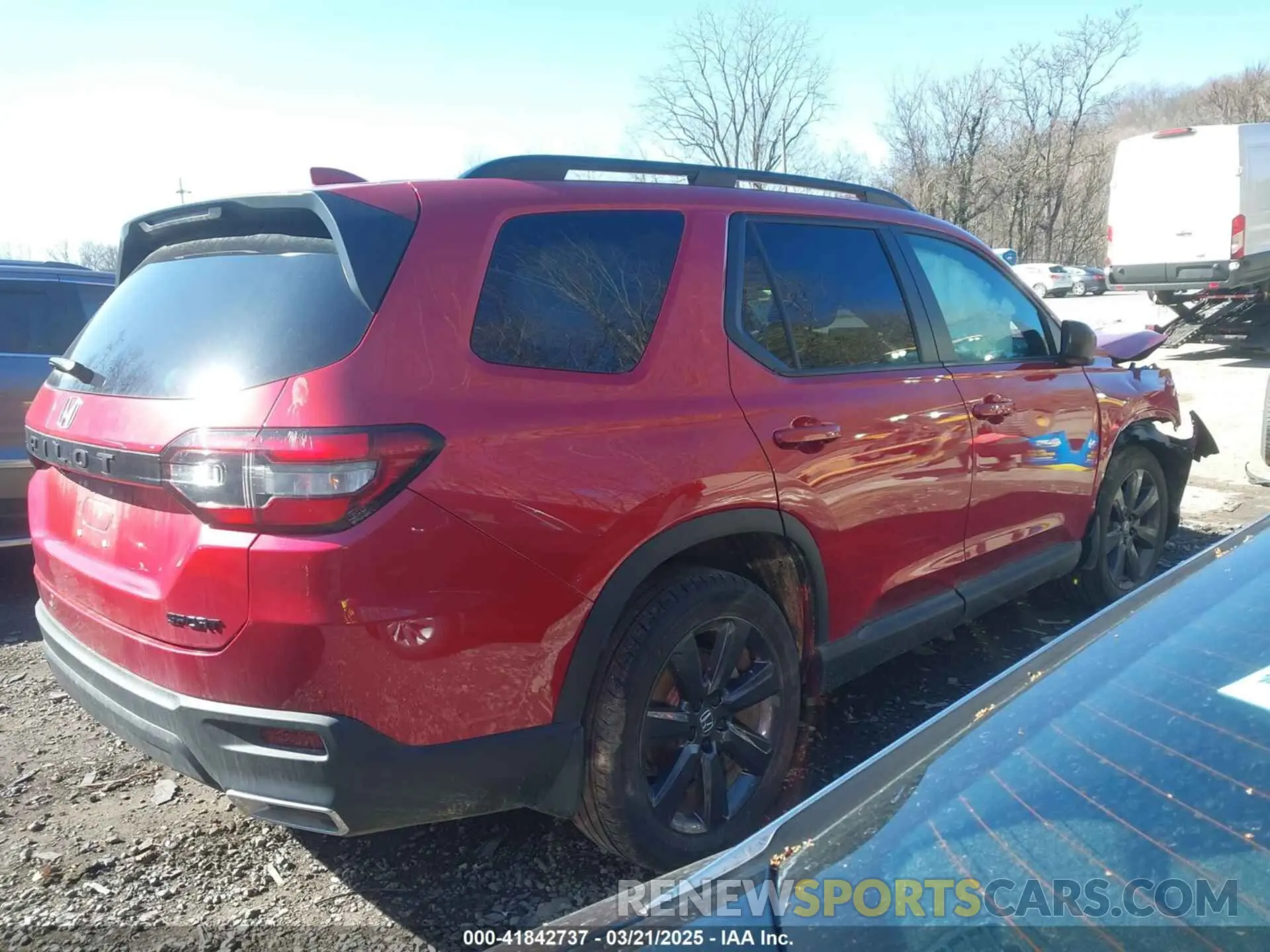 4 Фотография поврежденного автомобиля 5FNYG1H3XSB008811 HONDA PILOT 2025