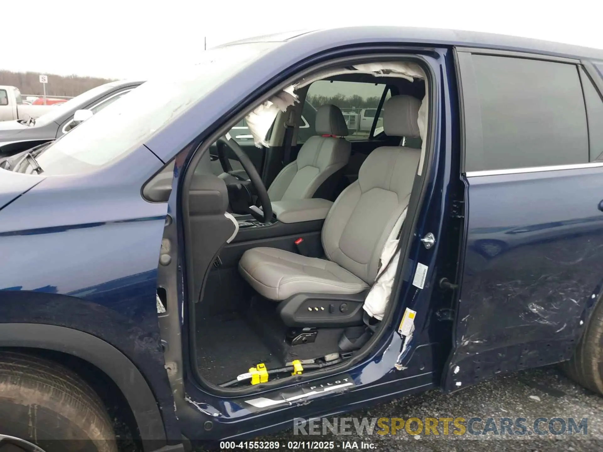 6 Фотография поврежденного автомобиля 5FNYG1H41SB073670 HONDA PILOT 2025
